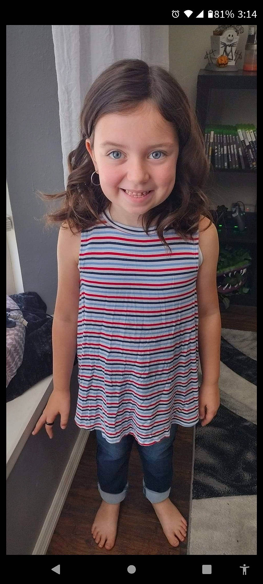 Autumn joined the competition — help win amazing prizes! chin, cool, eye, face, flash_photography, gesture, hair, happy, head, iris, joy, organ, people, person, shoulder, sleeve, smile, standing, style, t_shirt