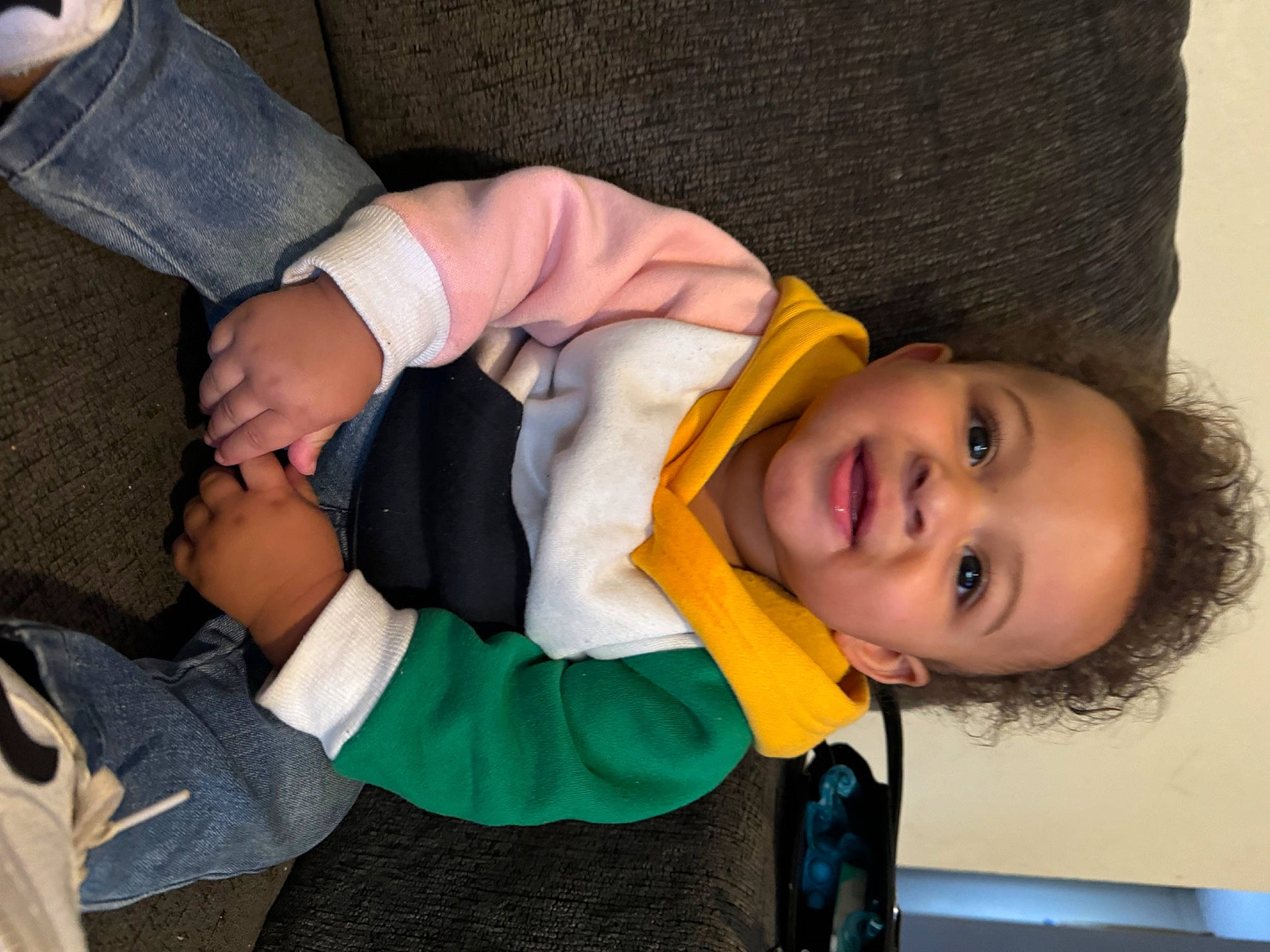 Ben is registered to the contest to win money with this photo: baby, baby_products, baby_toddler_clothing, child, comfort, finger, fun, gesture, happy, joy, nail, person, product, sitting, smile, thumb, toddler, tree, vacation, wrist