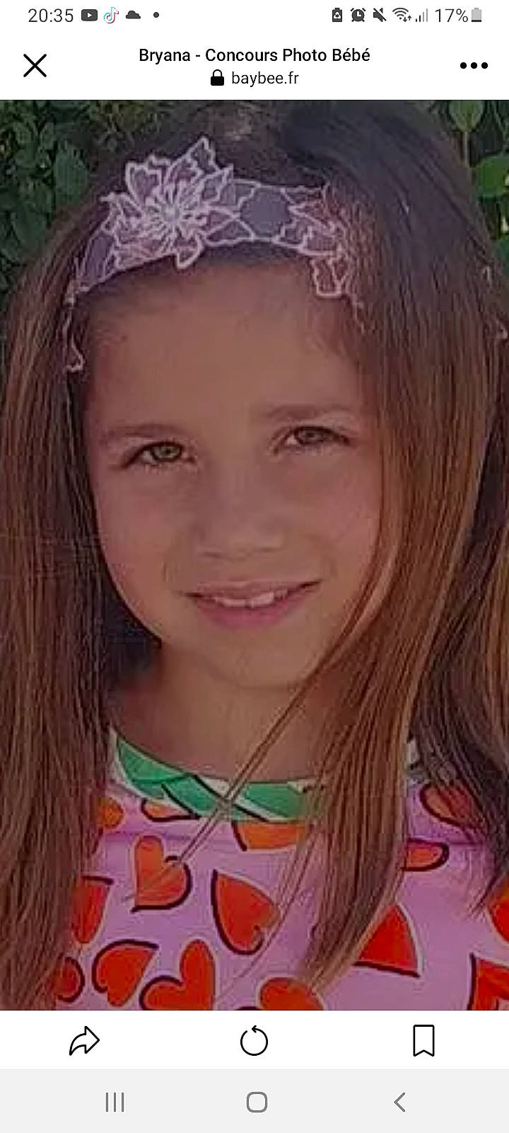 Bryana a rejoint le concours — aidez-le/la à gagner de superbes lots ! cheek, chin, eye, eyebrow, eyelash, face, facial_expression, fashion, forehead, hairstyle, head, headwear, human, jaw, joy, lip, neck, nose, organ, outerwear