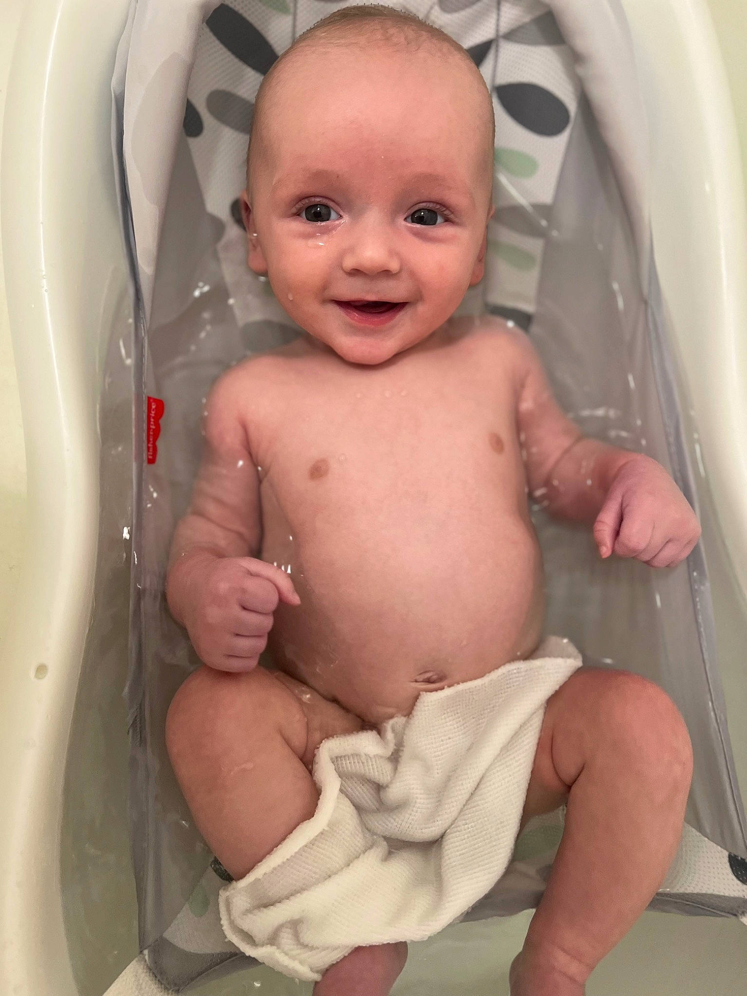 Dawson joined the competition — help win amazing prizes! baby, baby_bathing, bathing, bathroom, bathtub, cheek, chest, eyebrow, eyelash, fluid, iris, joy, mouth, nose, organ, person, plumbing_fixture, skin, smile, stomach