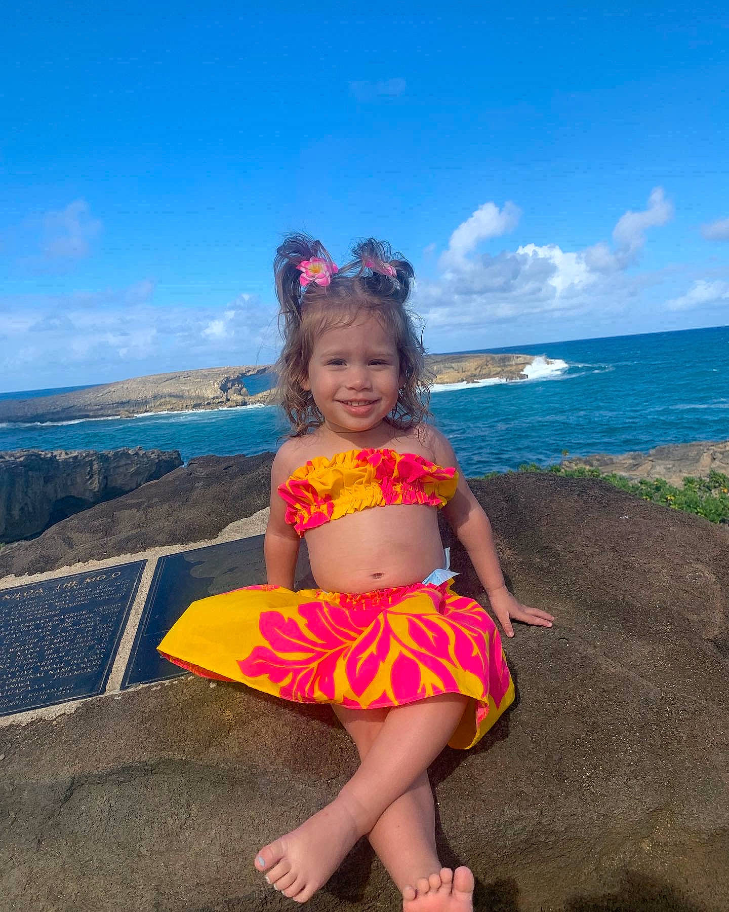 Adley is registered to the contest to win money with this photo: azure, beach, cloud, fun, happy, horizon, human_leg, joy, knee, landscape, leg, leisure, magenta, people_in_nature, people_on_beach, person, sky, smile, summer, thigh