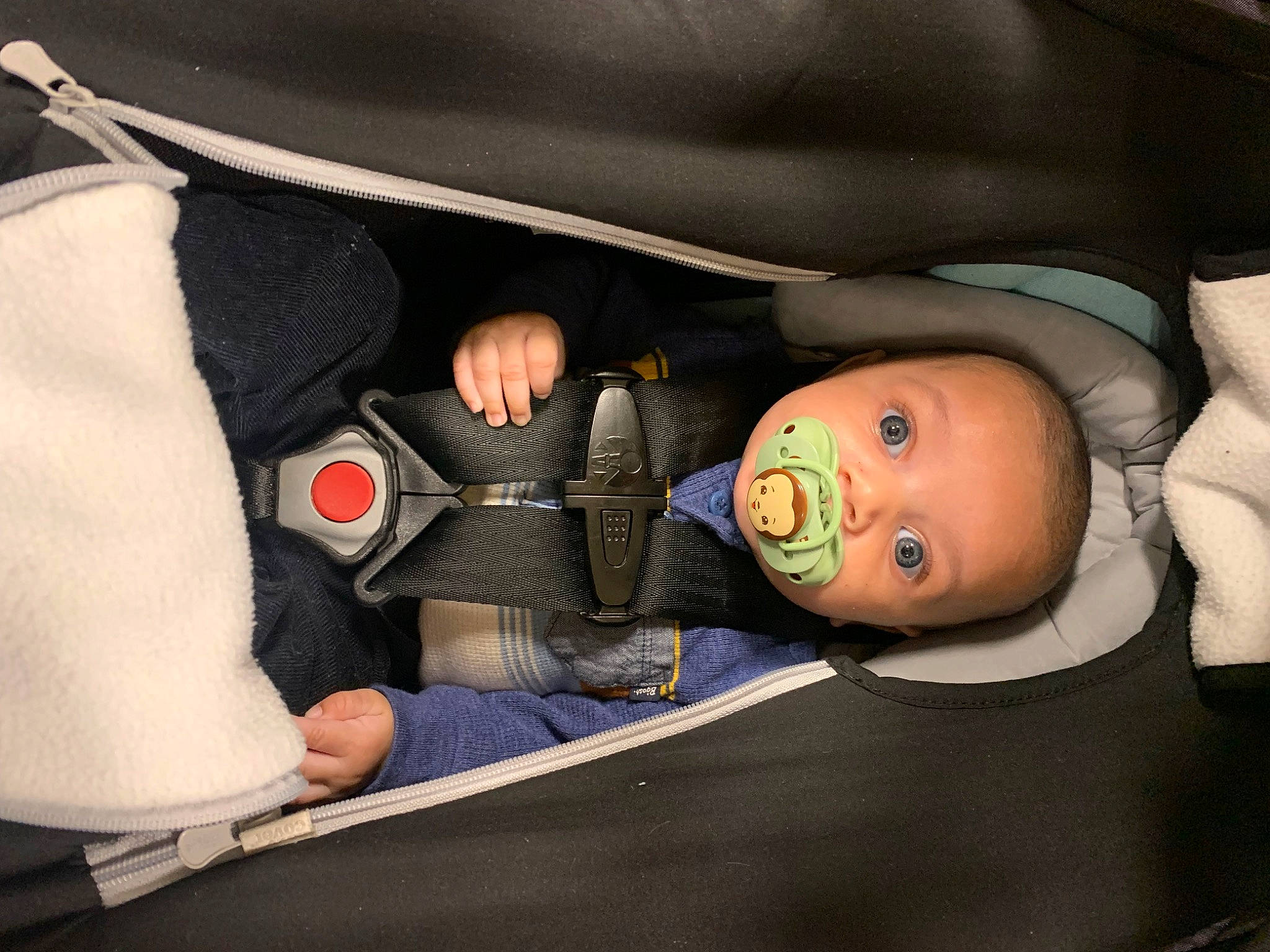 Malakhi is registered to the contest to win money with this photo: auto_part, automotive_exterior, baby, baby_products, car_seat, carmine, child, comfort, family_car, finger, gesture, helmet, luxury_vehicle, person, personal_protective_equipment, seat_belt, thumb, vehicle, vehicle_door