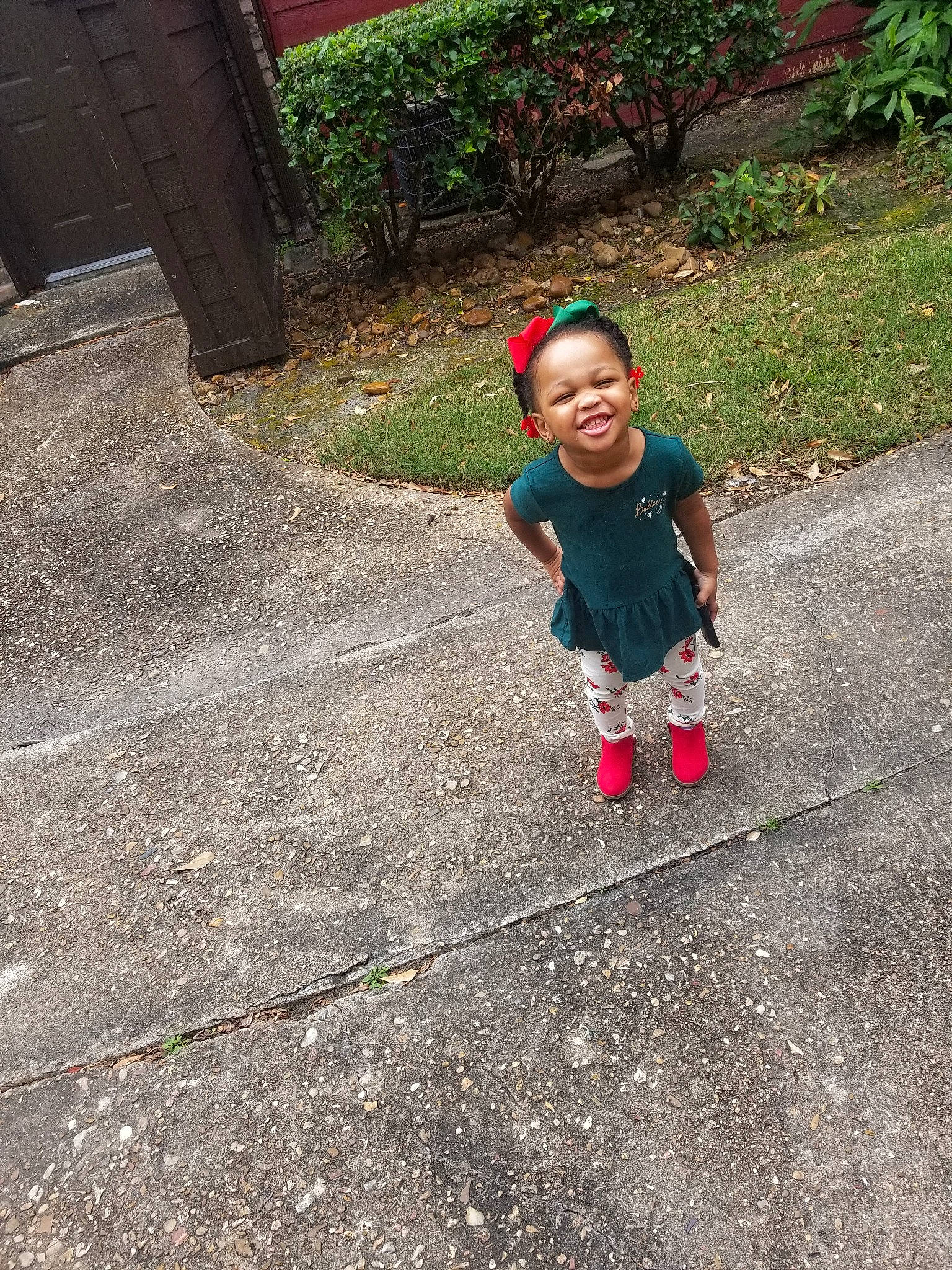 Rhiley is registered to the contest to win money with this photo: adventure, child, day, fun, girl, grass, joy, leisure, path, person, plant, play, public_space, recreation, soil, toddler, tree, vacation