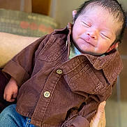 Fernando Carbajal is registered to the contest to win money with this photo: baby, clothing, coat, face, hair, happy, head, jacket, jeans, machine, newborn, pants, person, photography, portrait, screw, sleeping, sleeve, smile, yawning