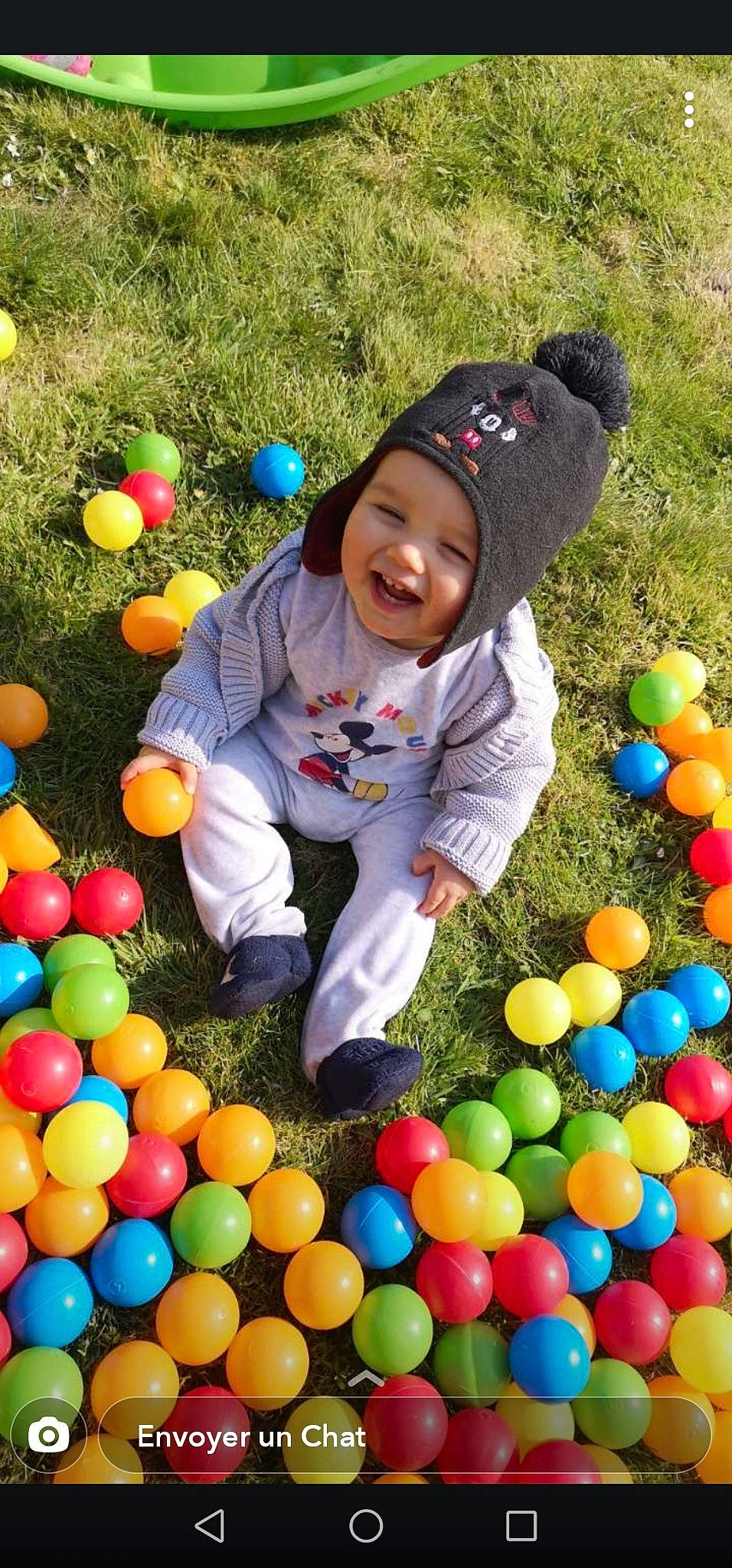 Soën a rejoint le concours — aidez-le/la à gagner de superbes lots ! ball, ball_pit, child, easter, easter_egg, fun, headwear, leisure, person, play, playground, toddler