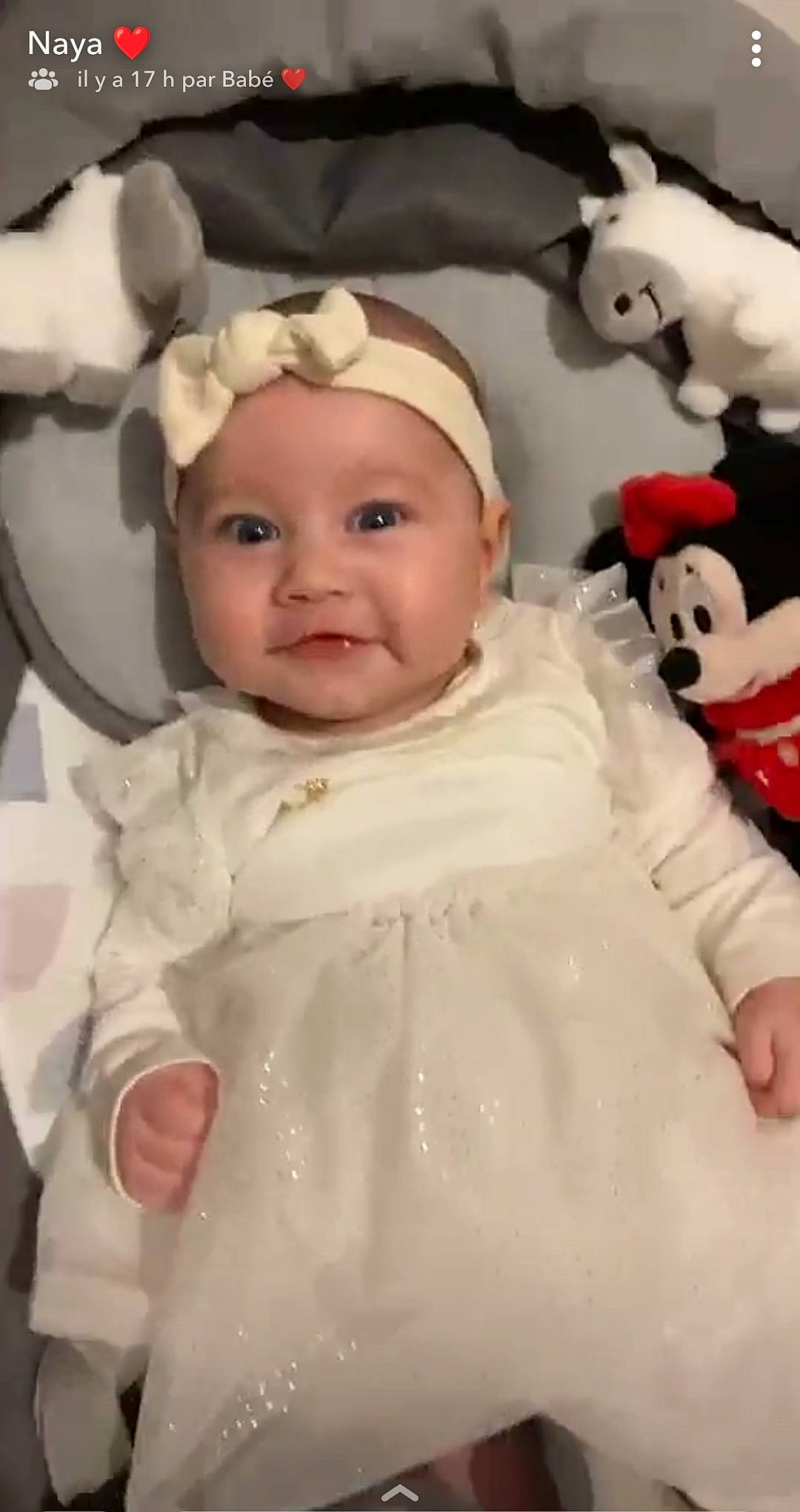 Naya participe au concours pour gagner de l'argent avec cette photo : baby, baby_toddler_clothing, cheek, child, costume, embellishment, event, eye, fun, fur, happy, headwear, human_body, lip, person, pink, room, sleeve, smile, toddler