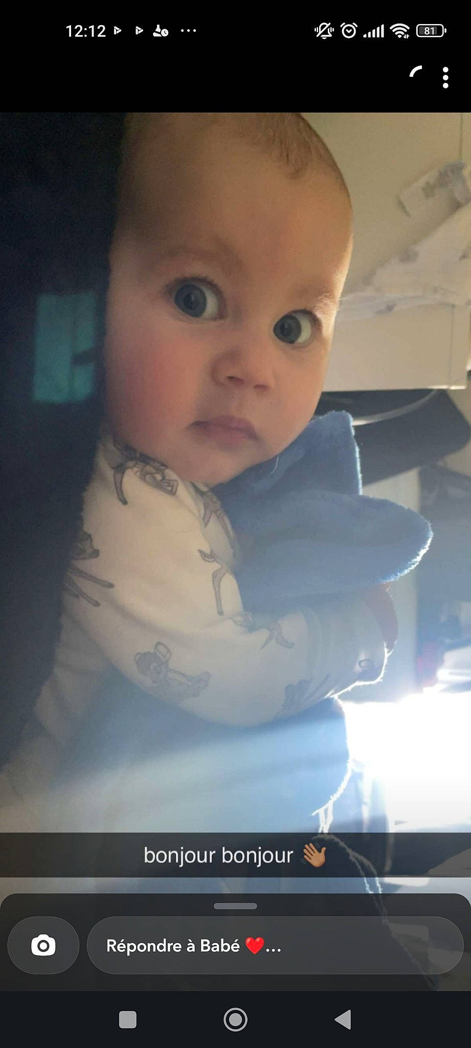 Naya participe au concours pour gagner de l'argent avec cette photo : baby, baby_toddler_clothing, cheek, child, cloud, comfort, darkness, elbow, eyelash, flash_photography, fun, happy, lip, nose, person, portrait_photography, room, sitting, sleeve, t_shirt