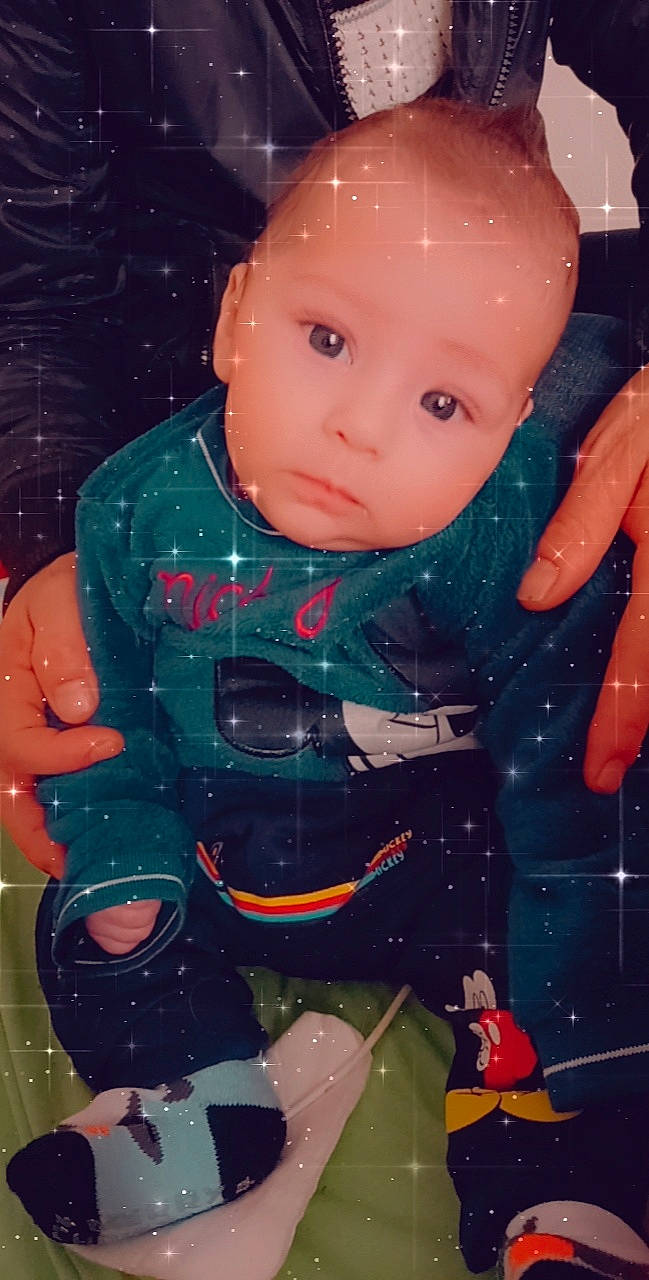 Lucian a rejoint le concours — aidez-le/la à gagner de superbes lots ! arm, baby, baby_toddler_clothing, baby_toys, carmine, cheek, child, doll, event, fictional_character, fun, pattern, person, pink, plastic, product, sitting, sleeve, space, toddler