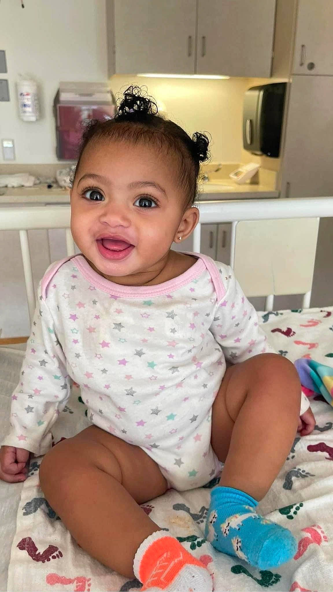 Anieko is registered to the contest to win money with this photo: baby_toddler_clothing, cheek, child, chin, eyelash, facial_expression, hairstyle, happy, home_appliance, iris, kitchen_appliance, mouth, neck, nose, people, person, pink, skin, sleeve, smile