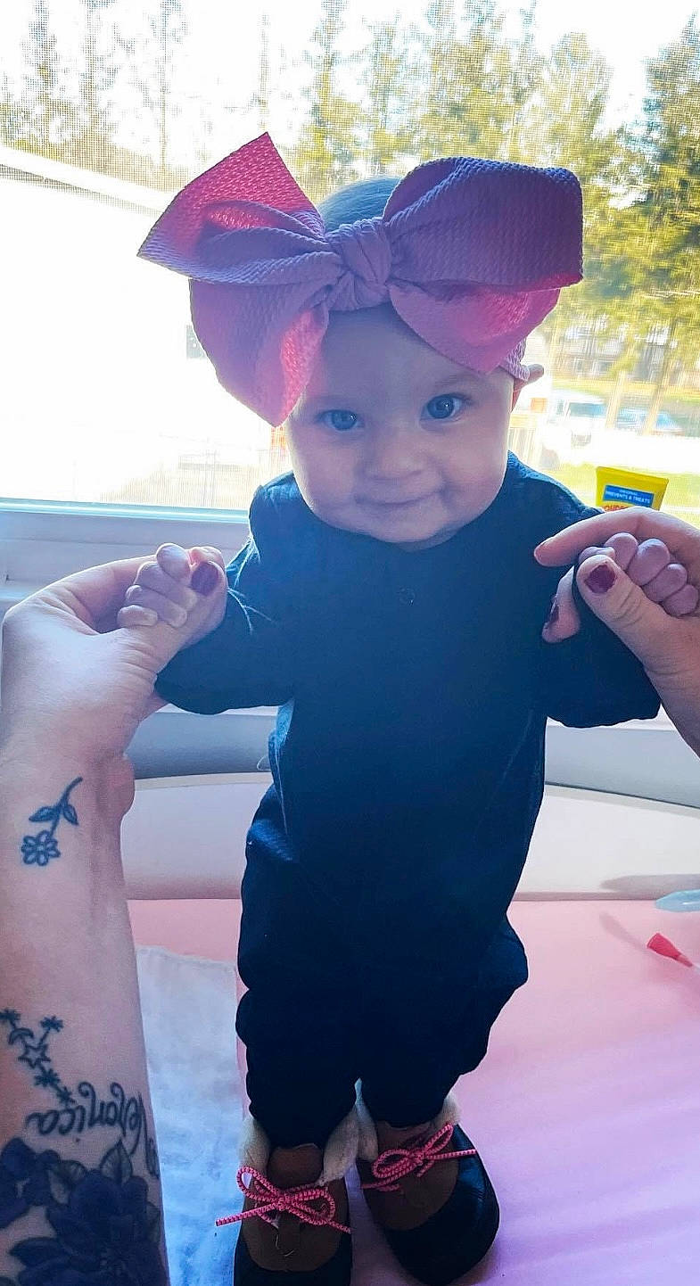 Veronica joined the competition — help win amazing prizes! baseball_cap, cap, cool, finger, gesture, hairstyle, happy, hat, headgear, headwear, joint, leisure, person, pink, shoulder, skin, sleeve, smile, summer, t_shirt