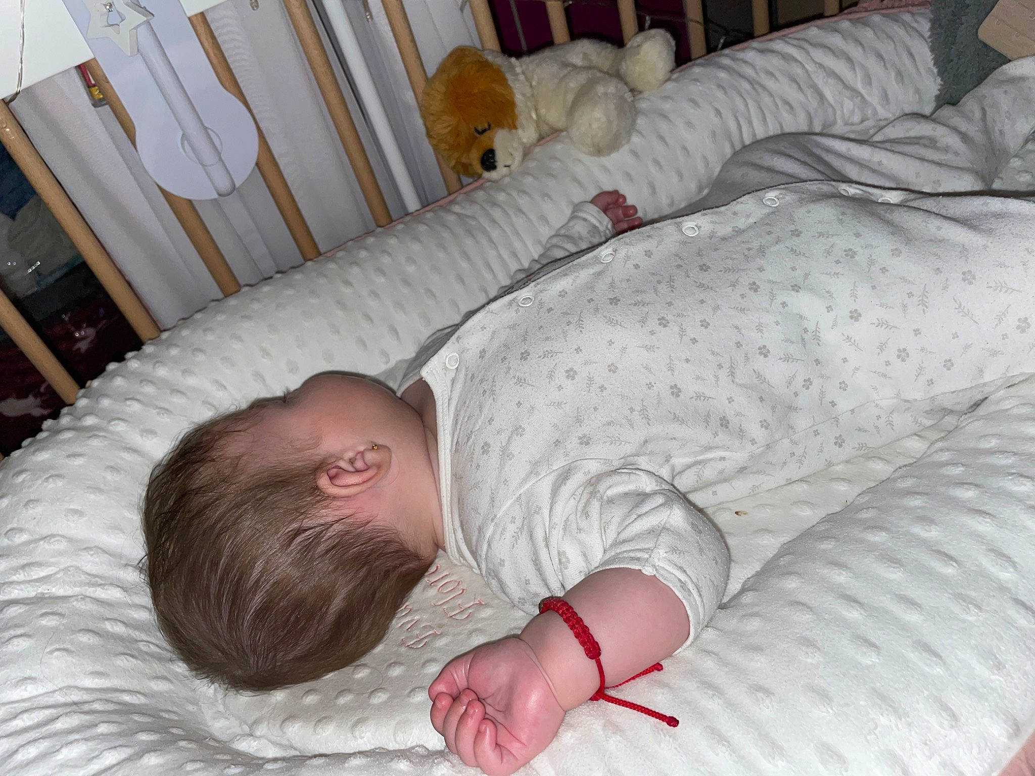 Eva-maria joined the competition — help win amazing prizes! baby, baby_sleeping, bed, bed_sheet, bedding, bedroom, bedtime, carmine, child, comfort, elbow, flesh, flooring, knee, linens, mammal, mattress, person, room, textile
