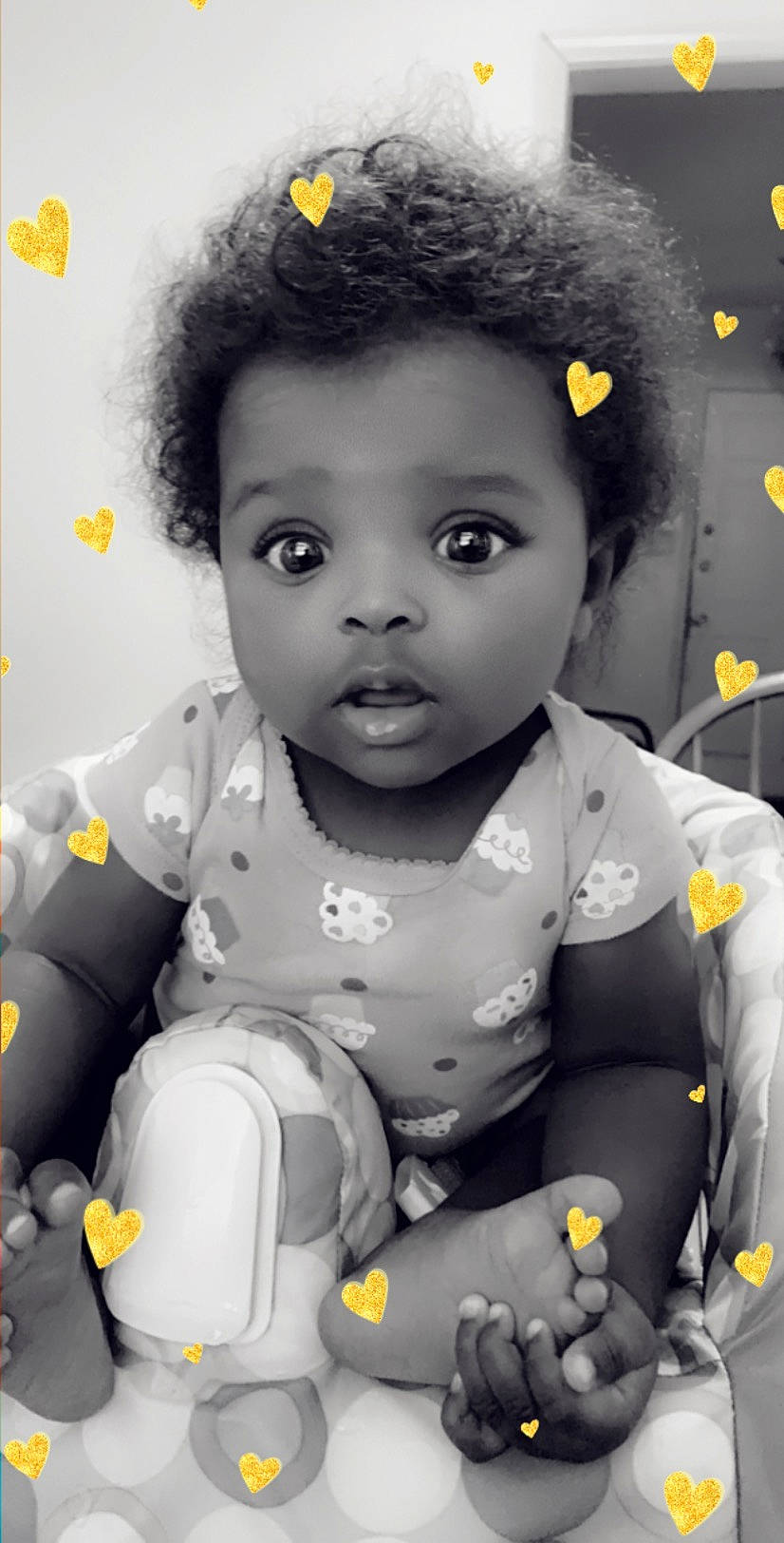 Kamiyah is registered to the contest to win money with this photo: baby, black_hair, cheek, child, hairstyle, person, photography, smile, toddler, yellow