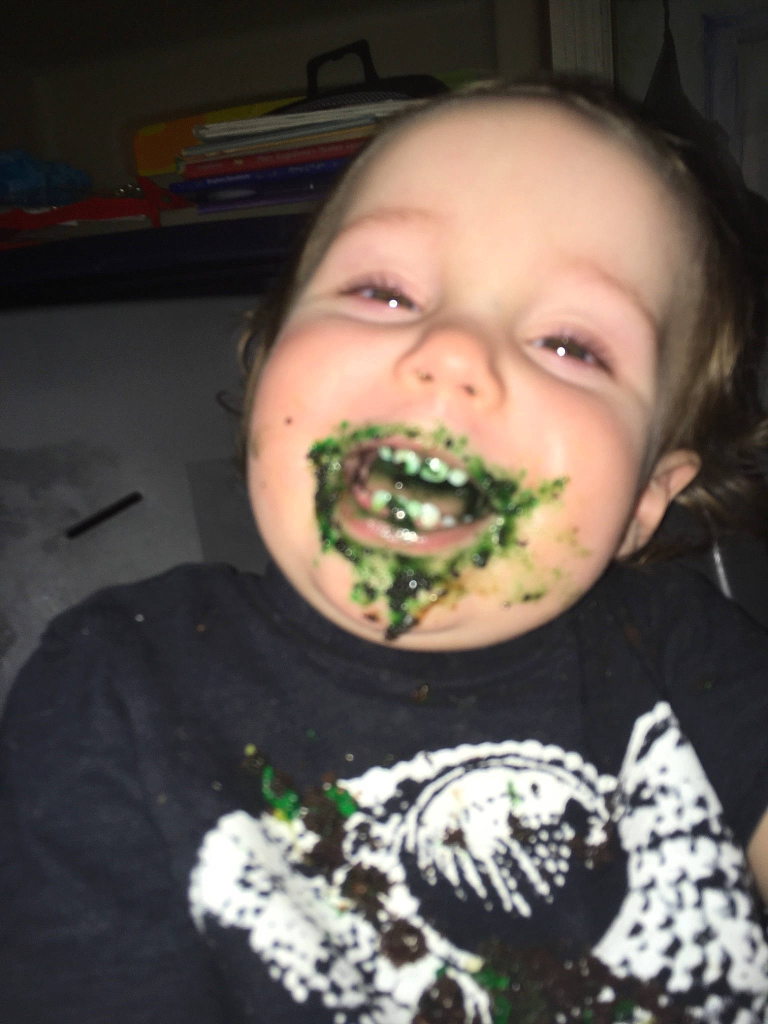 Kaidenn is registered to the contest to win money with this photo: cheek, child, cuisine, ear, eating, face, food, forehead, fun, head, jaw, joy, mouth, nose, organ, person, smile, tooth