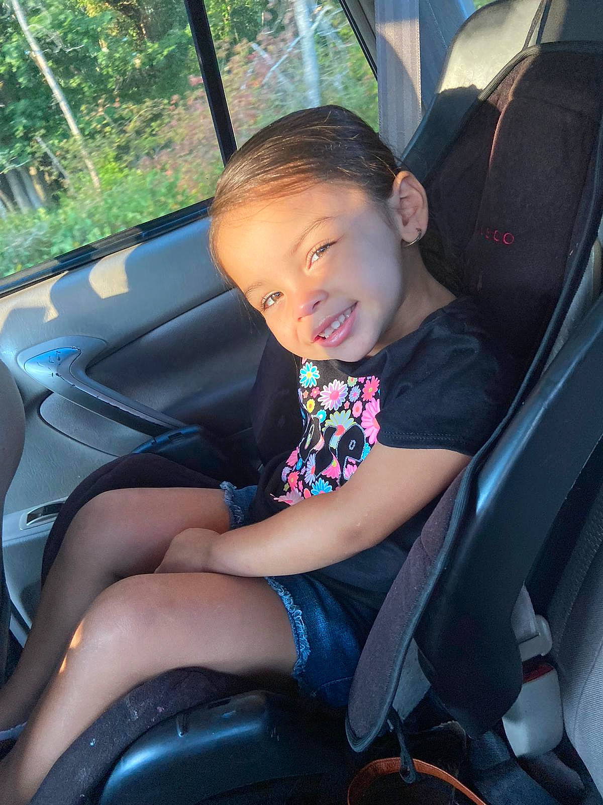 Yaneiris joined the competition — help win amazing prizes! auto_part, automotive_design, automotive_exterior, car, car_seat, car_seat_cover, comfort, head_restraint, joy, leg, mammal, mode_of_transport, motor_vehicle, person, plant, seat_belt, steering_part, steering_wheel, toddler, vehicle