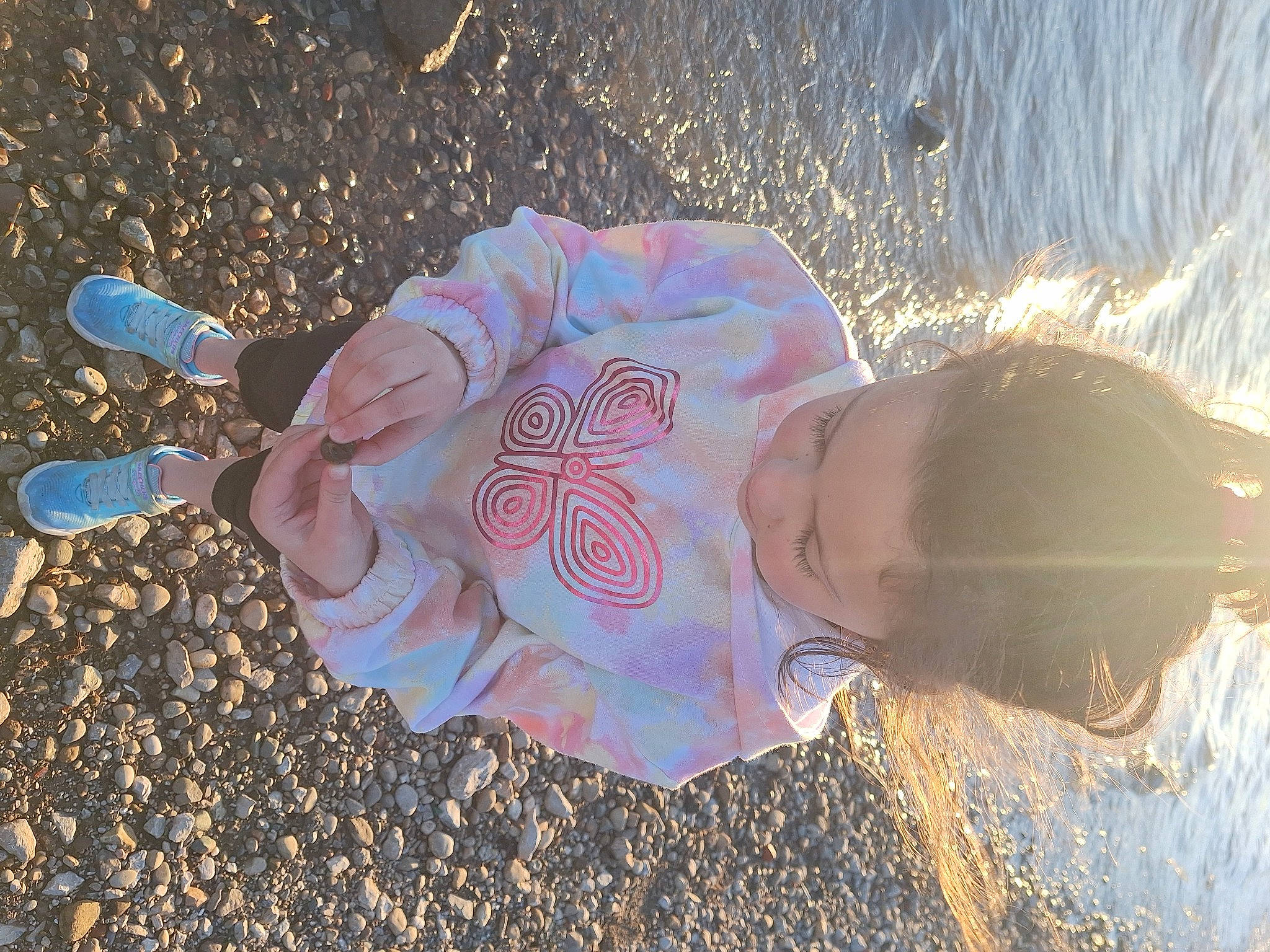 Saylor Kelli joined the competition — help win amazing prizes! beach, fashion_accessory, fish, fun, grass, hat, human_leg, landscape, leisure, nail, ocean, people_in_nature, person, petal, rock, sand, shadow, soil, sun_hat, toddler