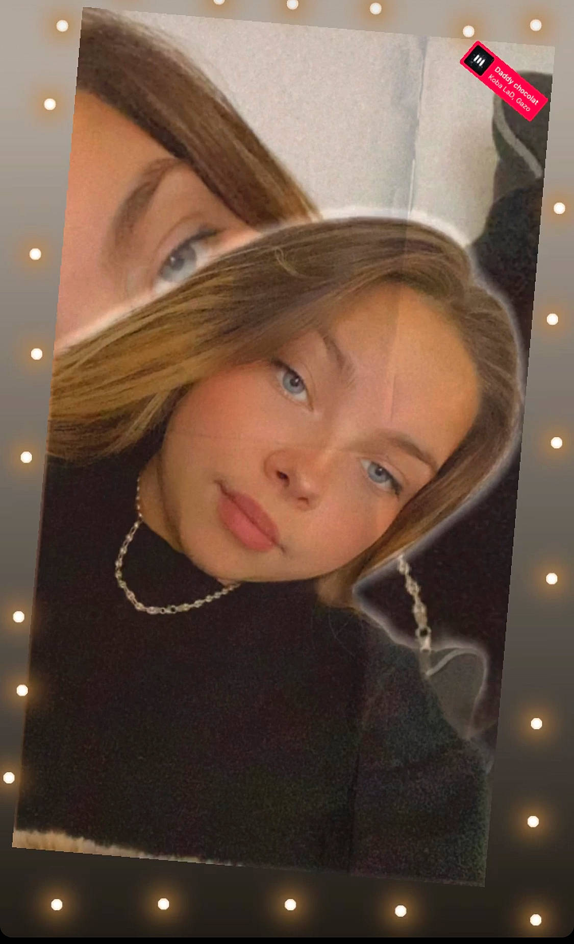 Angela participe au concours pour gagner de l'argent avec cette photo : bangs, beauty, blond, cheek, child, chin, cool, eyebrow, eyelash, facial_expression, fun, hairstyle, happy, iris, lip, long_hair, material_property, nose, person, smile