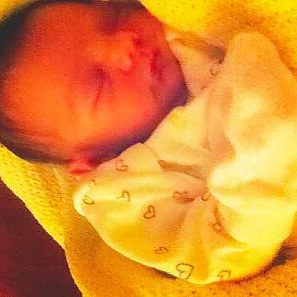 Layla-Mae is registered to the contest to win money with this photo: