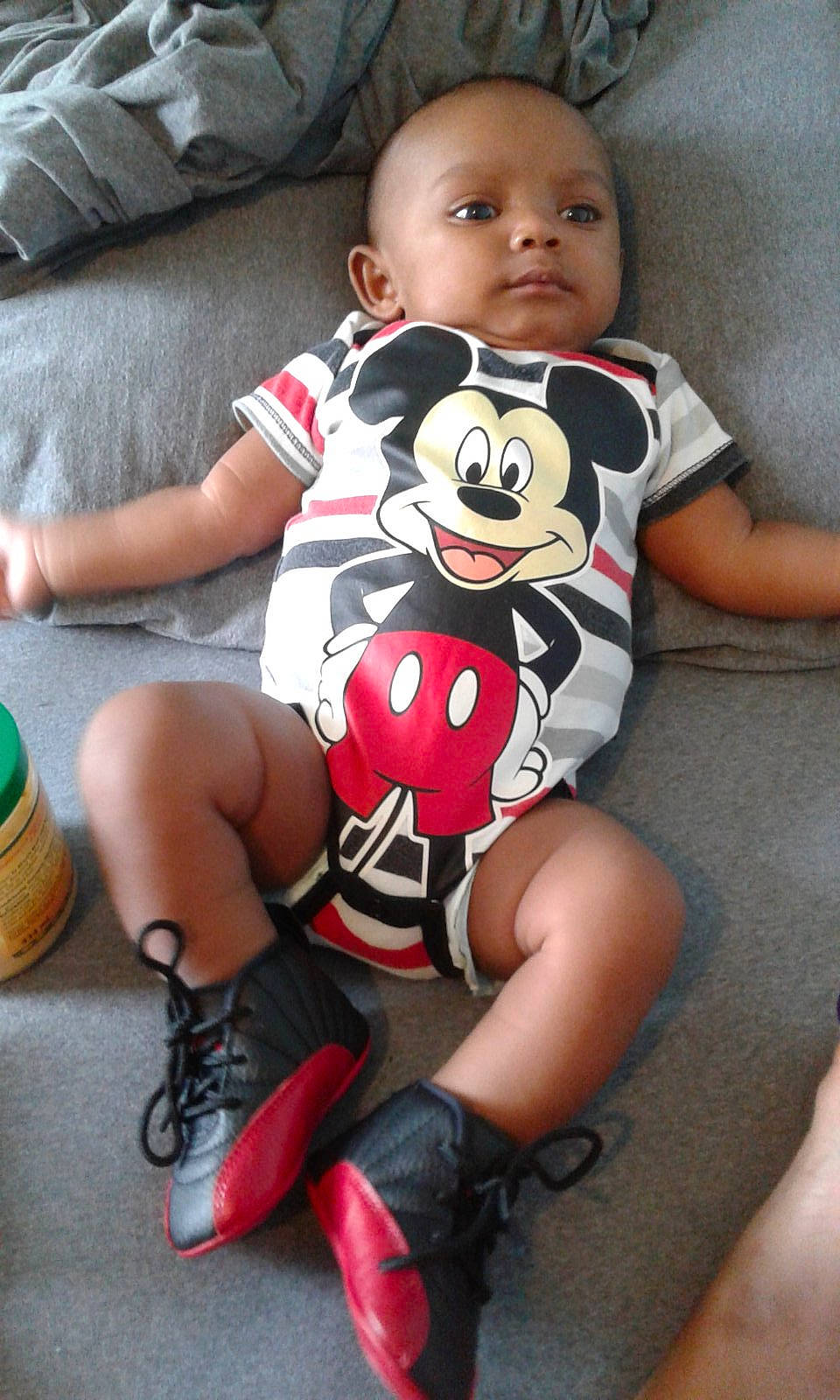 Dariel is registered to the contest to win money with this photo: