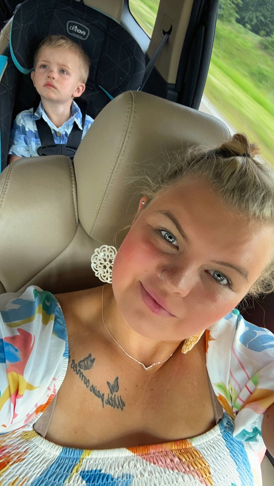 Kylan is registered to the contest to win money with this photo: chest, child, eye, eyelash, face, facial_expression, fun, hairstyle, happy, head, human, human_leg, leisure, people, person, skin, smile, sorrow, temporary_tattoo, thigh