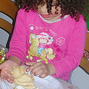 Nadia a rejoint le concours — aidez-le/la à gagner de superbes lots !