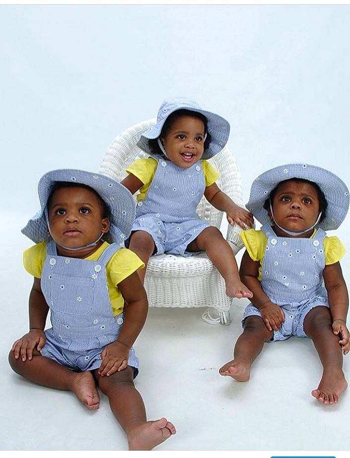 Kendall Kylie And Khloe is registered to the contest to win money with this photo: baby, baby_toddler_clothing, child, family, fun, happy, headwear, leisure, people, person, photography, play, sibling, sitting, smile, stock_photography, toddler, vacation