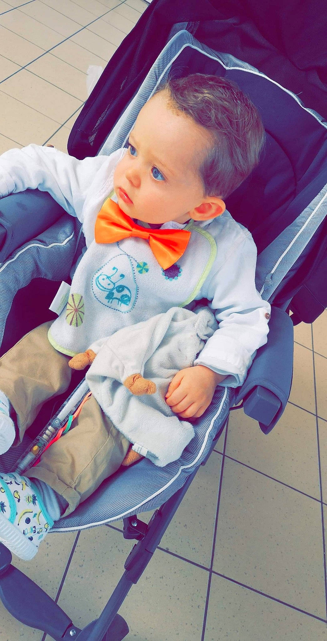 Sohann a rejoint le concours — aidez-le/la à gagner de superbes lots ! baby, baby_products, cheek, child, doll, eye, person, product, sitting, skin, sleep, smile, toddler, toy