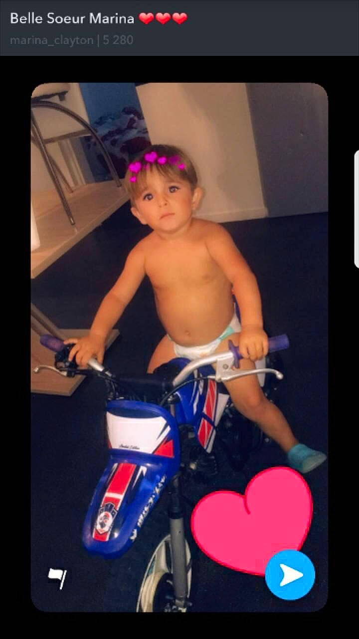 Clayton a rejoint le concours — aidez-le/la à gagner de superbes lots ! arm, child, muscle, person, toddler, vehicle