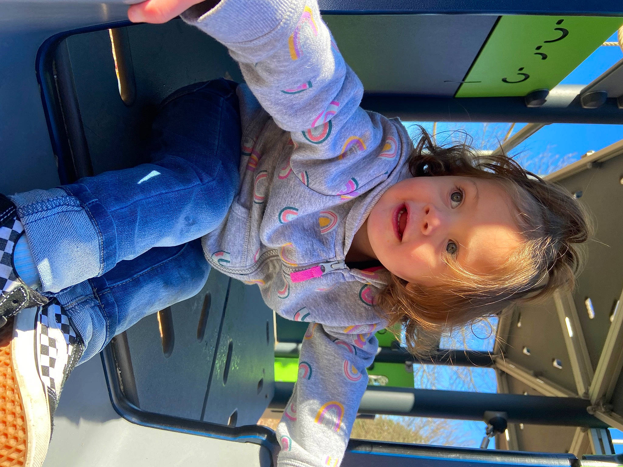 Kensley is registered to the contest to win money with this photo: auto_part, baby, baby_products, car_seat, child, comfort, electric_blue, family_car, fun, leisure, person, play, recreation, sitting, toddler, vehicle_door