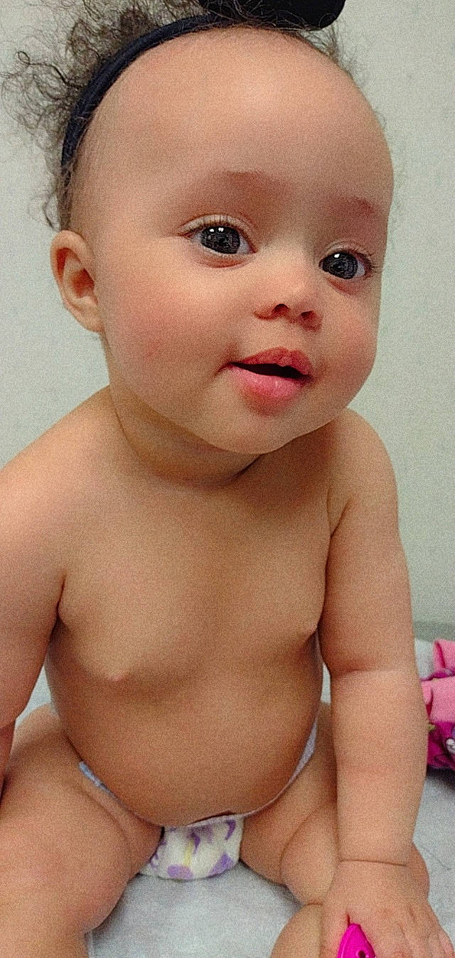 Symphony is registered to the contest to win money with this photo: arm, cheek, chin, ear, eye, eyelash, face, facial_expression, forehead, human_body, jaw, joint, lip, mouth, muscle, neck, nose, organ, person, skin