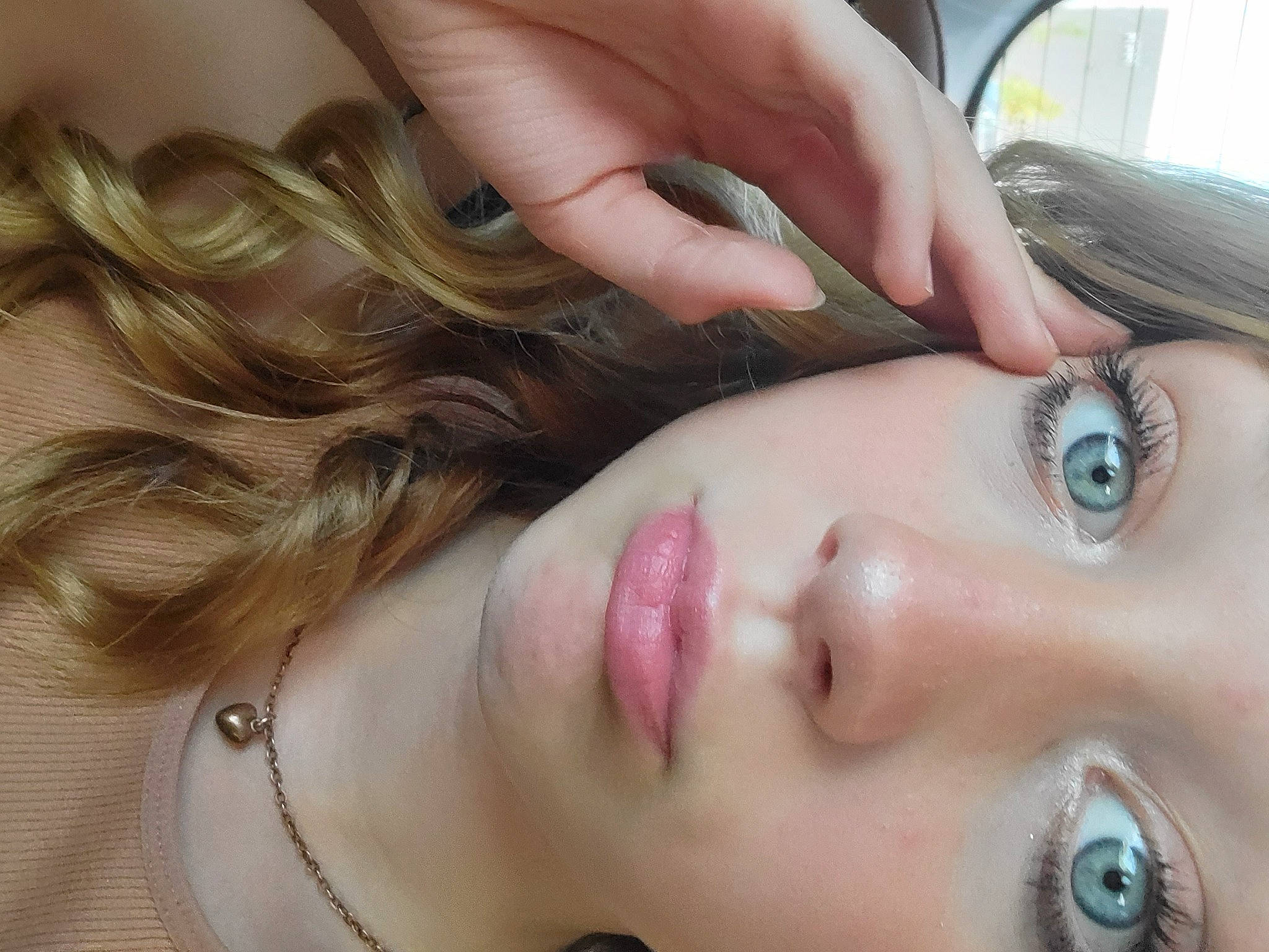 Makayla is registered to the contest to win money with this photo: chin, ear, eye, eye_liner, eyebrow, eyelash, eyewear, gesture, hairstyle, human, jaw, lip, makeover, mouth, neck, nose, organ, plant, skin, vision_care