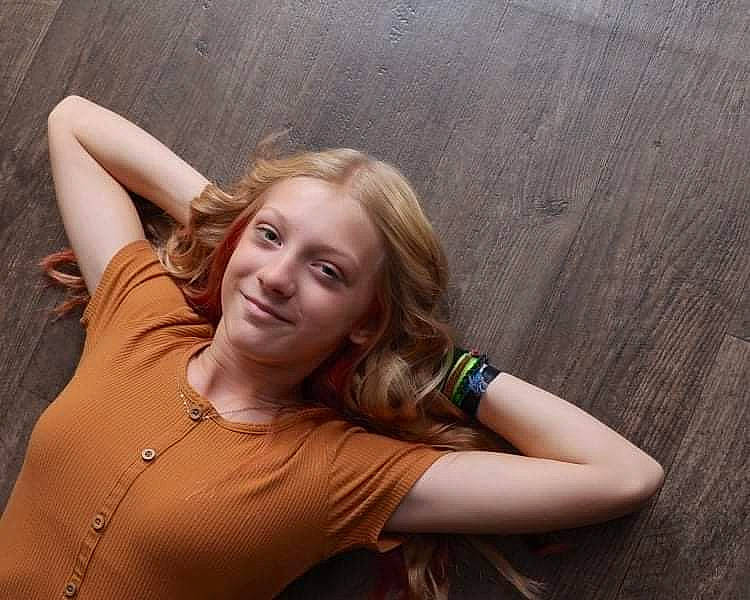 Makayla joined the competition — help win amazing prizes! arm, chest, elbow, finger, flash_photography, gesture, grass, hairstyle, happy, jewellery, joint, joy, layered_hair, lip, muscle, person, shoulder, skin, smile, thigh