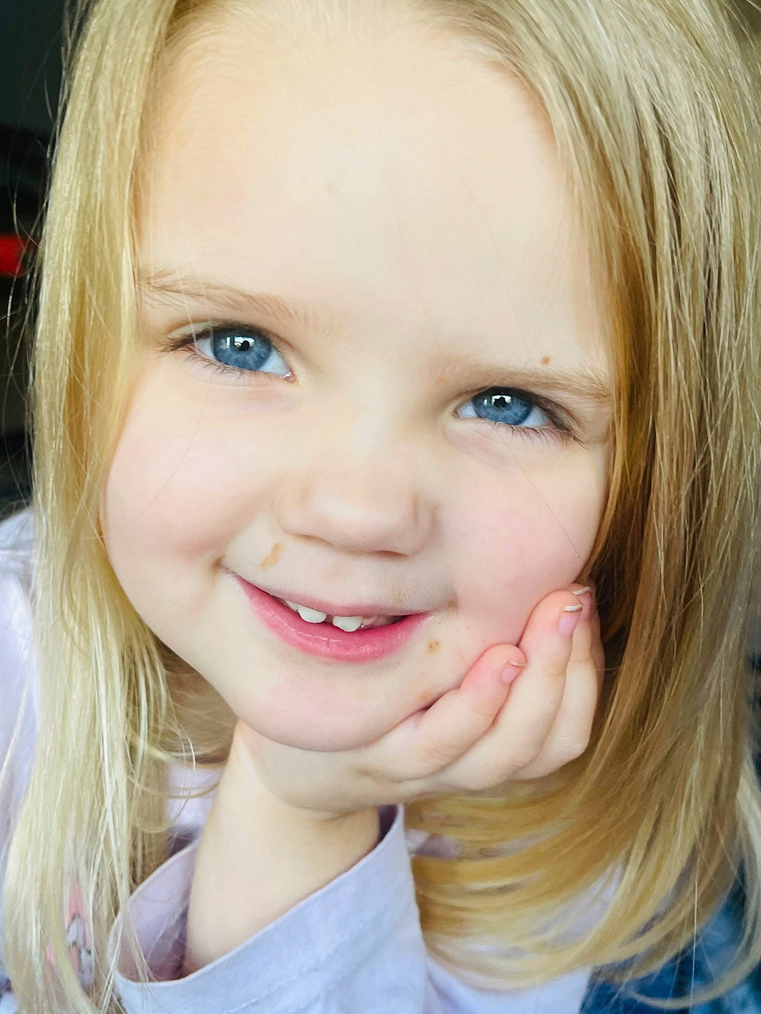 Aimy-rose a rejoint le concours — aidez-le/la à gagner de superbes lots ! cheek, chin, cool, ear, eyebrow, eyelash, flash_photography, forehead, gesture, happy, iris, jaw, joy, lip, mouth, neck, nose, person, skin, smile