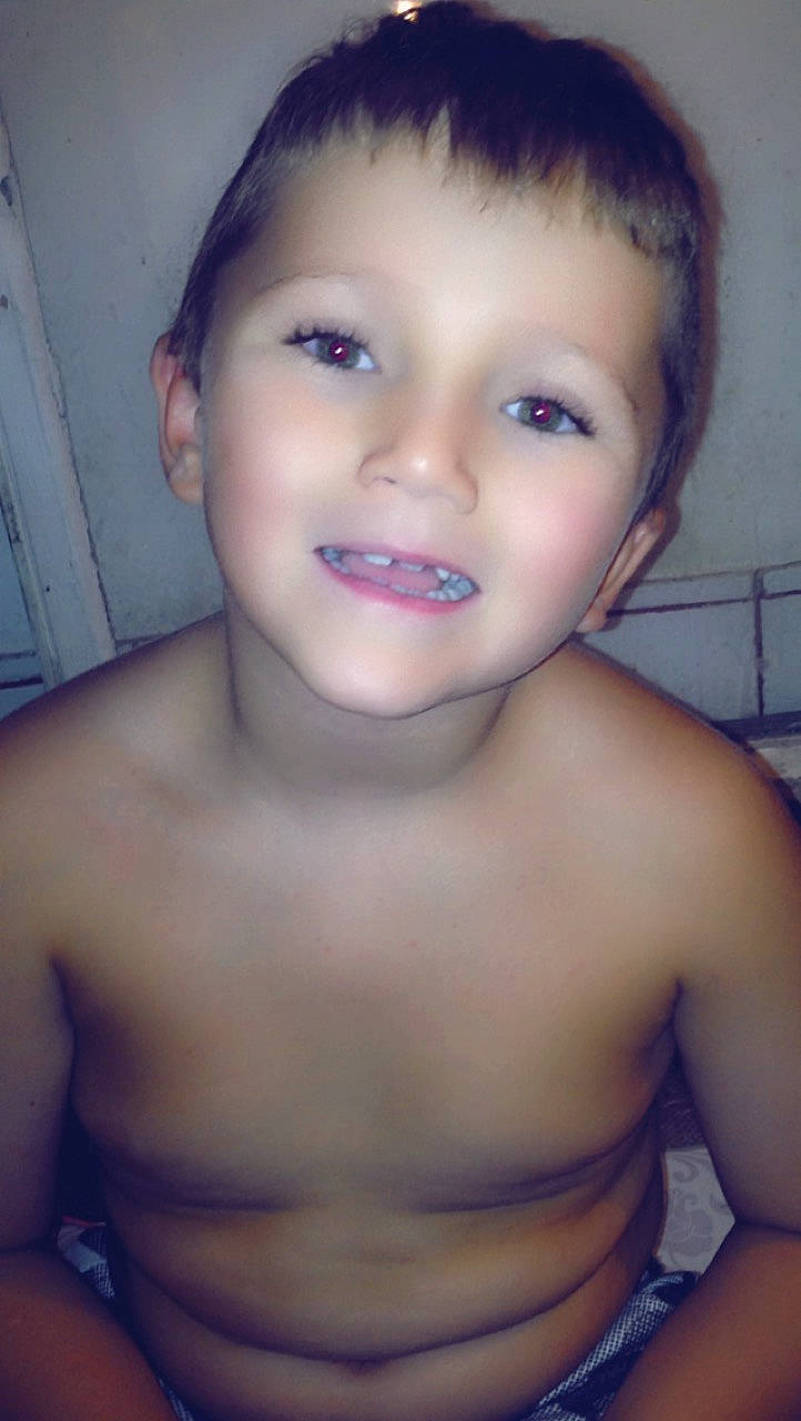 Gino a rejoint le concours — aidez-le/la à gagner de superbes lots ! barechested, beauty, cheek, chest, child, chin, eye, eyebrow, face, forehead, hair, head, jaw, lip, male, mouth, nose, organ, person, skin