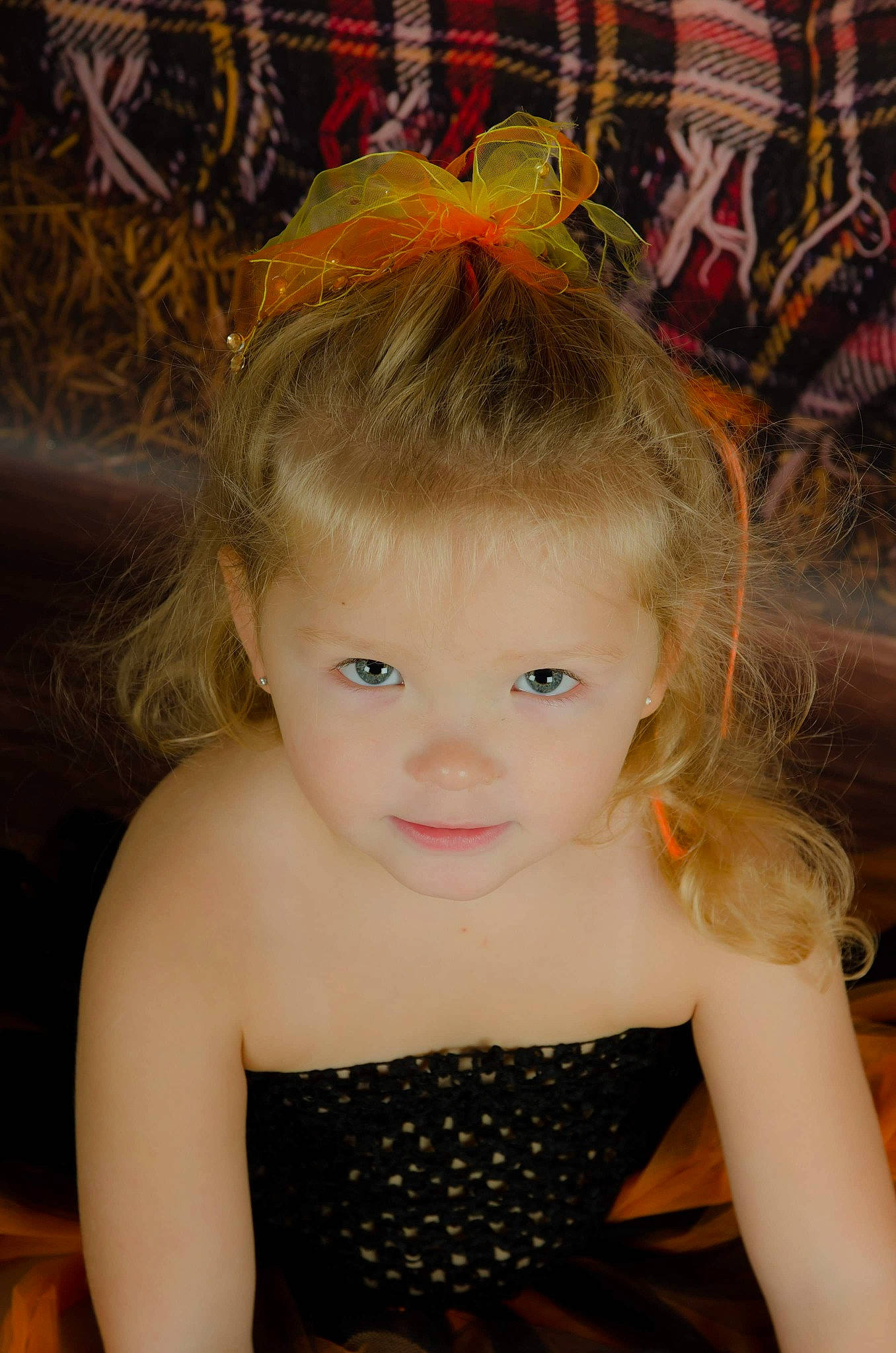 Clara participe au concours pour gagner de l'argent avec cette photo : baby_toddler_clothing, cheek, chin, dress, eye, eyebrow, eyelash, face, facial_expression, fashion, flash_photography, happy, human, iris, lip, neck, person, shoulder, skin, smile