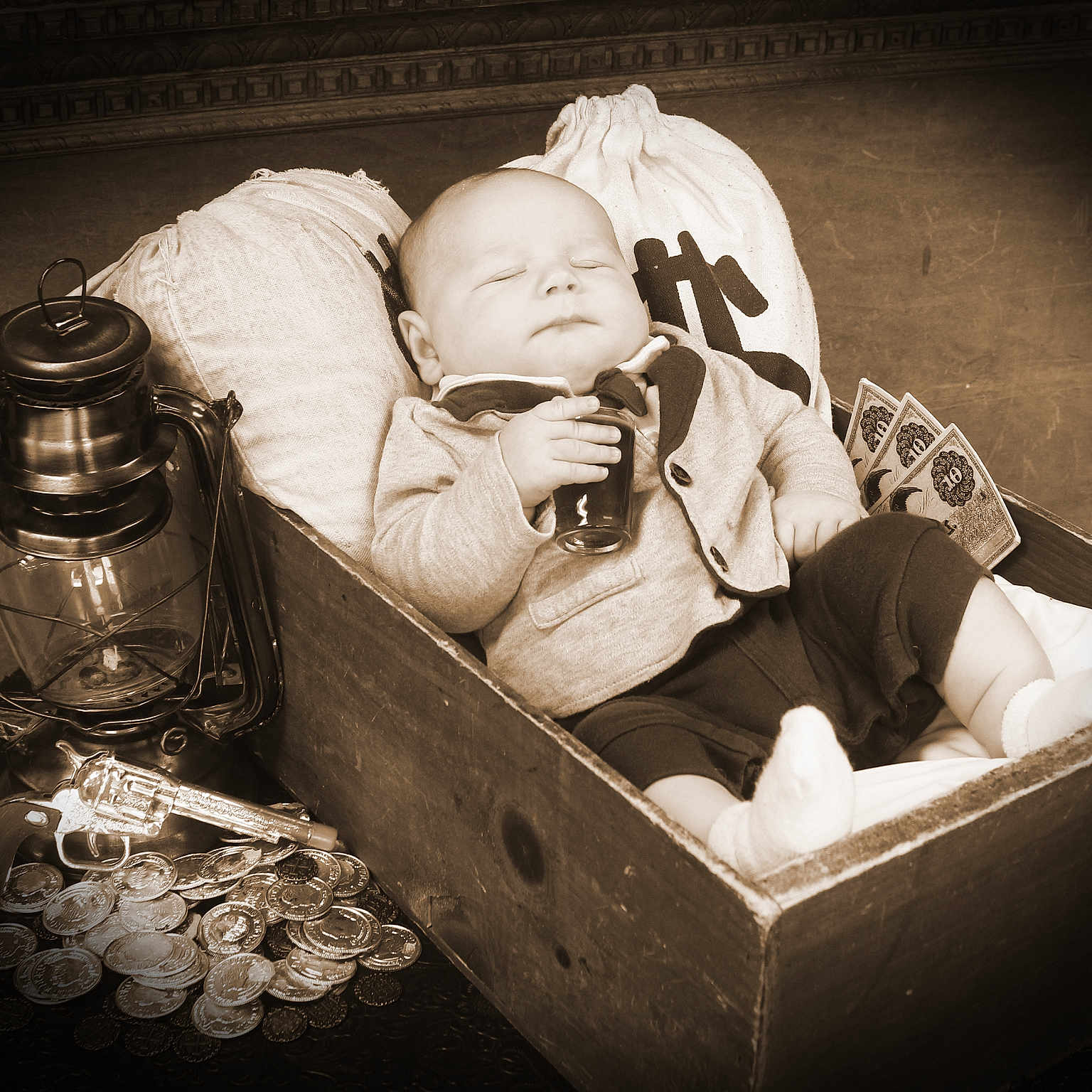 Russell is registered to the contest to win money with this photo: baby, bed, bodypart, box, crate, crib, face, finger, furniture, gun, hand, head, infantbed, lamp, newborn, person, photography, portrait, weapon, wood