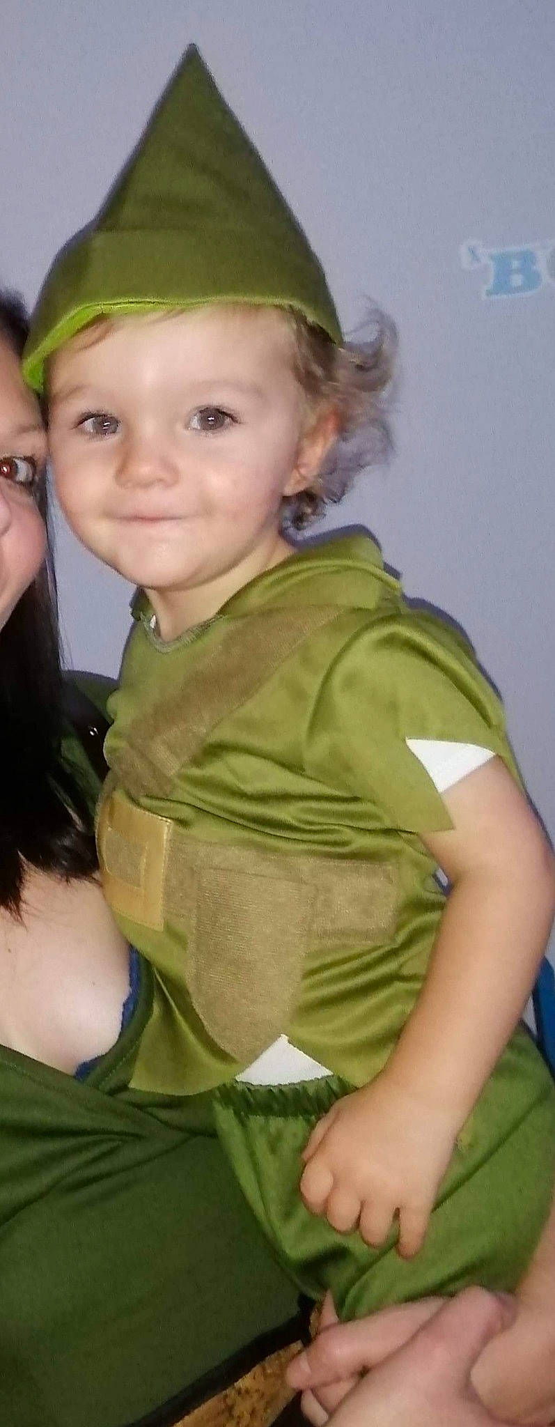 Augustin participe au concours pour gagner de l'argent avec cette photo : blond, brown_hair, cheek, child, child_model, eye, face, hair, hairstyle, head, iris, joy, long_hair, neck, person, smile, toddler