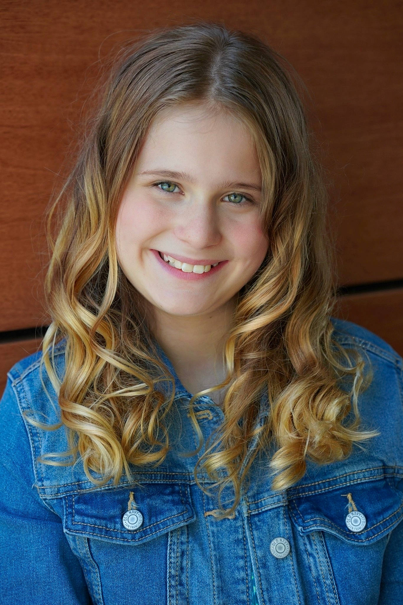 Emily is registered to the contest to win money with this photo: beauty, blond, button, cheek, denim, electric_blue, eye, eyebrow, facial_expression, flash_photography, hairstyle, happy, iris, joy, lip, long_hair, outerwear, people, person, skin