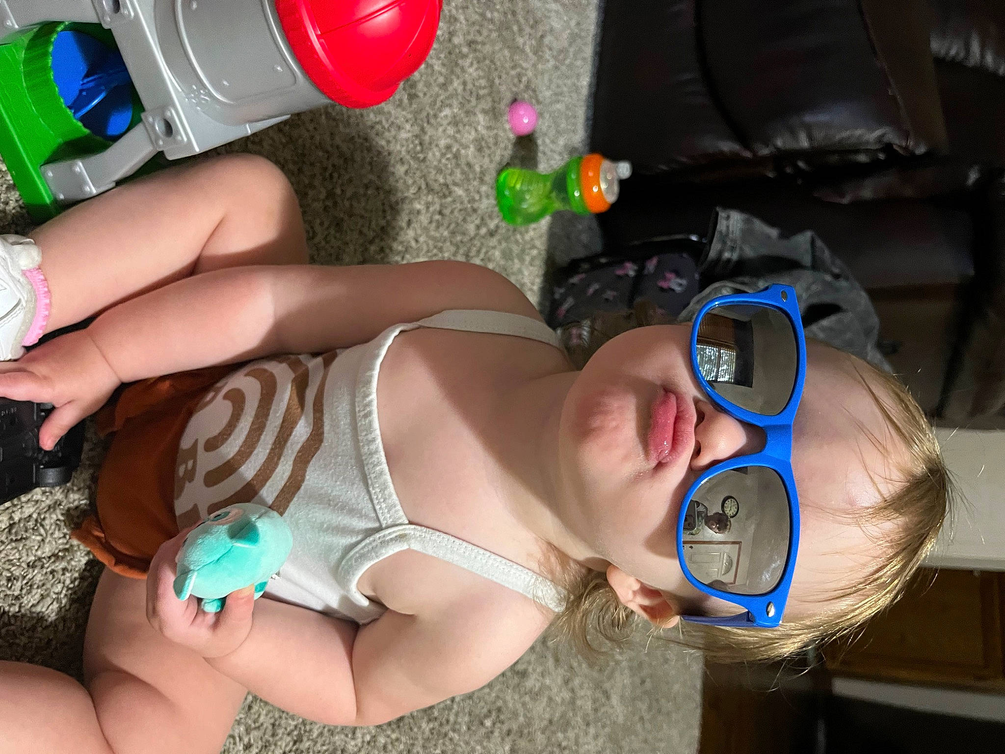 Salia joined the competition — help win amazing prizes! abdomen, chest, elbow, eyewear, finger, fun, hat, human_leg, joint, mouth, nail, nail_care, person, personal_protective_equipment, thigh, thumb, toy, trunk, vacation, waist