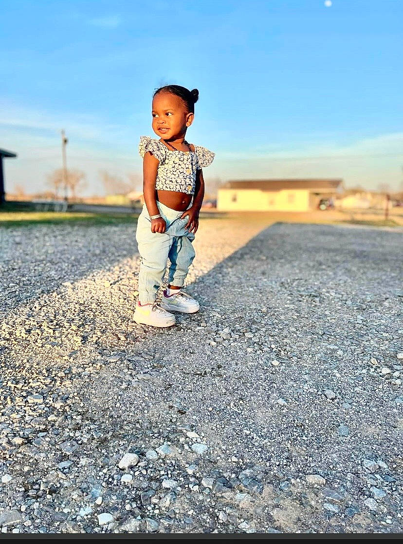 Jaylee is registered to the contest to win money with this photo: asphalt, cloud, denim, electric_blue, flash_photography, fun, gesture, grass, grassland, happy, horizon, human_leg, landscape, leisure, people_in_nature, person, road_surface, sky, soil, sunlight