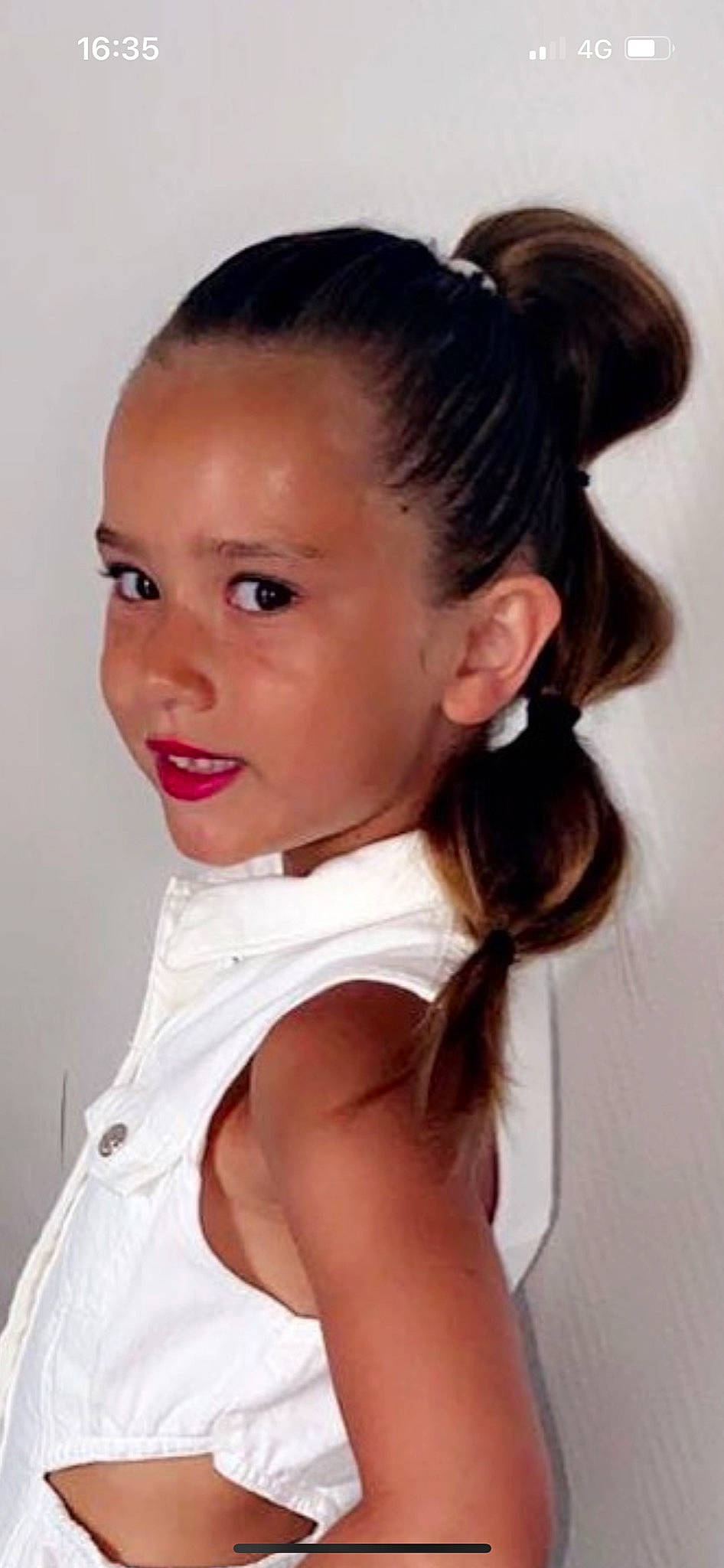 Jazley participe au concours pour gagner de l'argent avec cette photo : black_hair, bun, cheek, chignon, chin, croydon_facelift, dress, ear, earrings, eyebrow, eyelash, flash_photography, forehead, head, jaw, lip, long_hair, makeover, neck, person