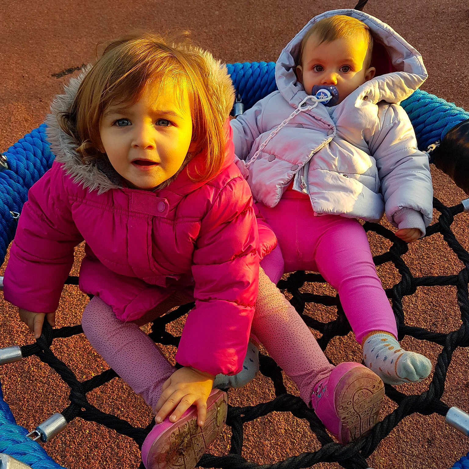 Maëva a rejoint le concours — aidez-le/la à gagner de superbes lots ! child, fun, girl, infant, person, play, playground, product, purple, recreation, skin, smile, toddler, toy, vacation