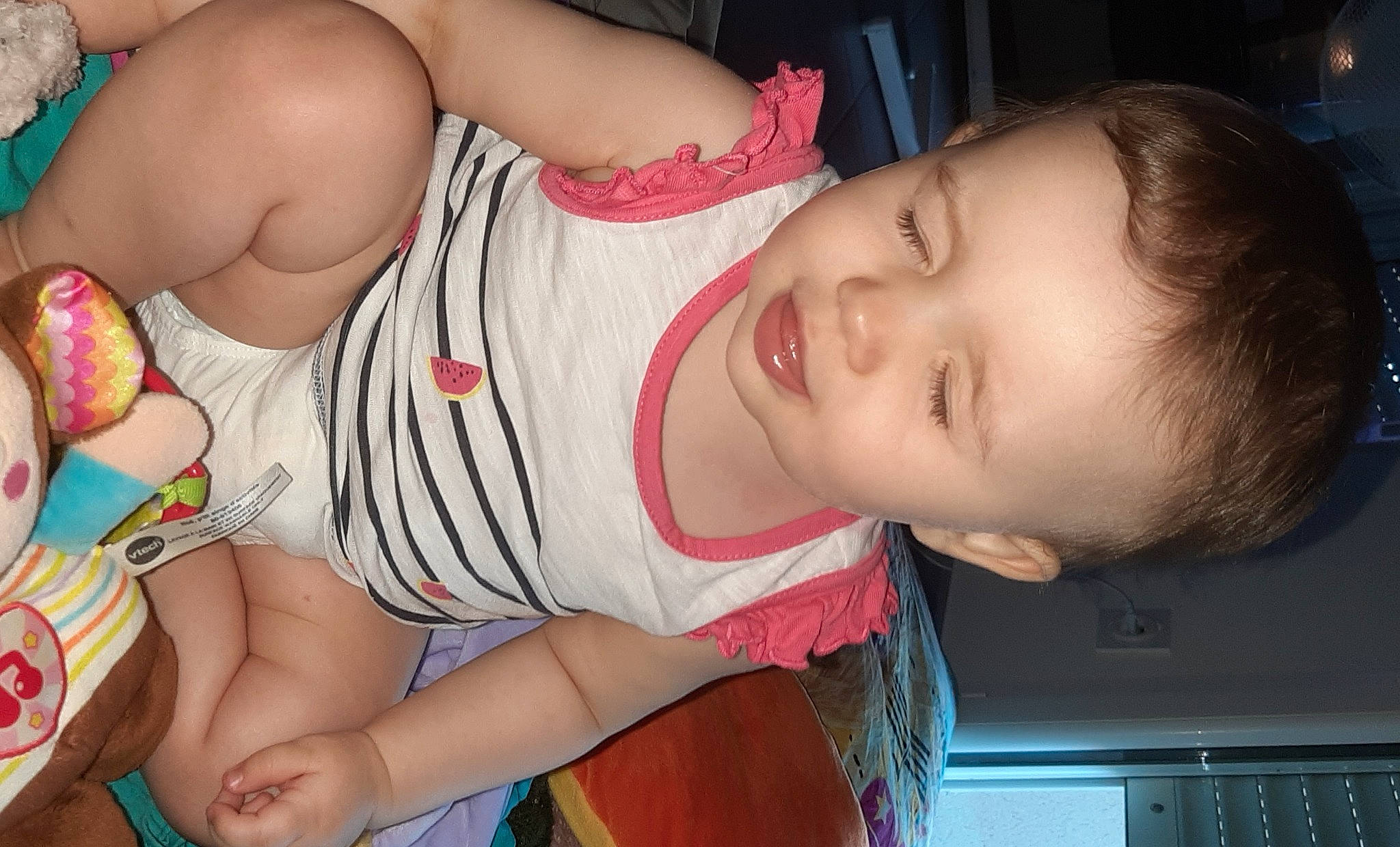 Lyhanna participe au concours pour gagner de l'argent avec cette photo : abdomen, arm, baby, cheek, chest, child, ear, mouth, neck, nose, person, skin, toddler, trunk