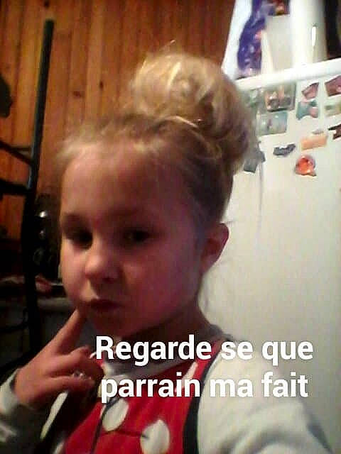 Laila participe au concours pour gagner de l'argent avec cette photo : blond, cheek, child, chin, cool, ear, eyebrow, face, facial_expression, forehead, hair, hairstyle, head, human, mouth, nose, person, photo_caption, photography, smile