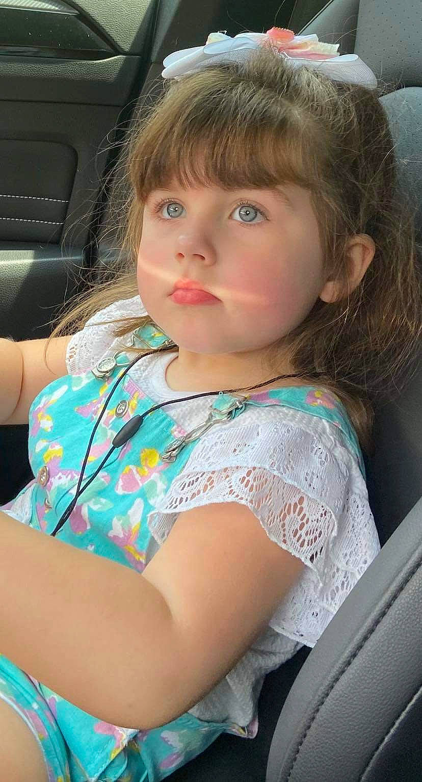 Alice joined the competition — help win amazing prizes! black_hair, cheek, chin, cool, eye, eyelash, facial_expression, hair, hairstyle, happy, iris, lip, neck, nose, organ, person, shoulder, skin, summer, vehicle_door