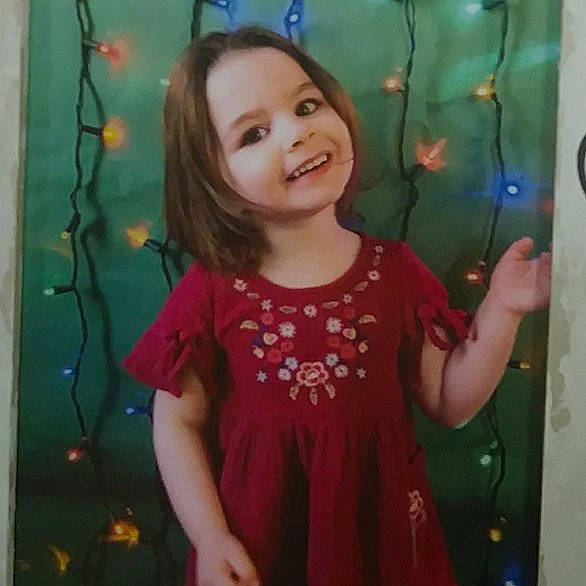 Marceline is registered to the contest to win money with this photo: art, cheek, child, child_model, fun, happy, joy, long_hair, person, smile, standing, toddler