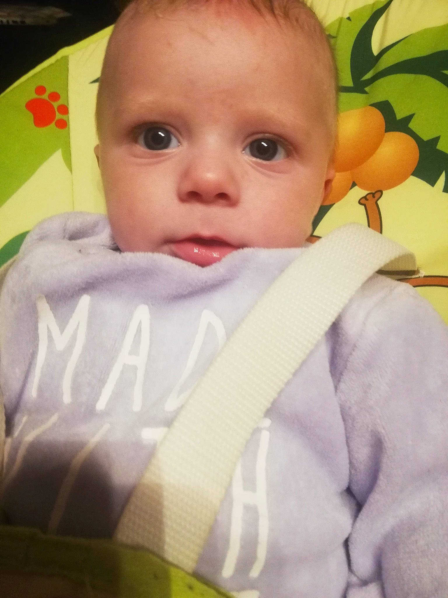 Mathys Marc participe au concours pour gagner de l'argent avec cette photo : baby, baby_products, baby_toddler_clothing, cheek, child, comfort, eye, eyebrow, eyelash, hairstyle, happy, iris, linens, lip, nose, outerwear, person, room, skin, sleeve