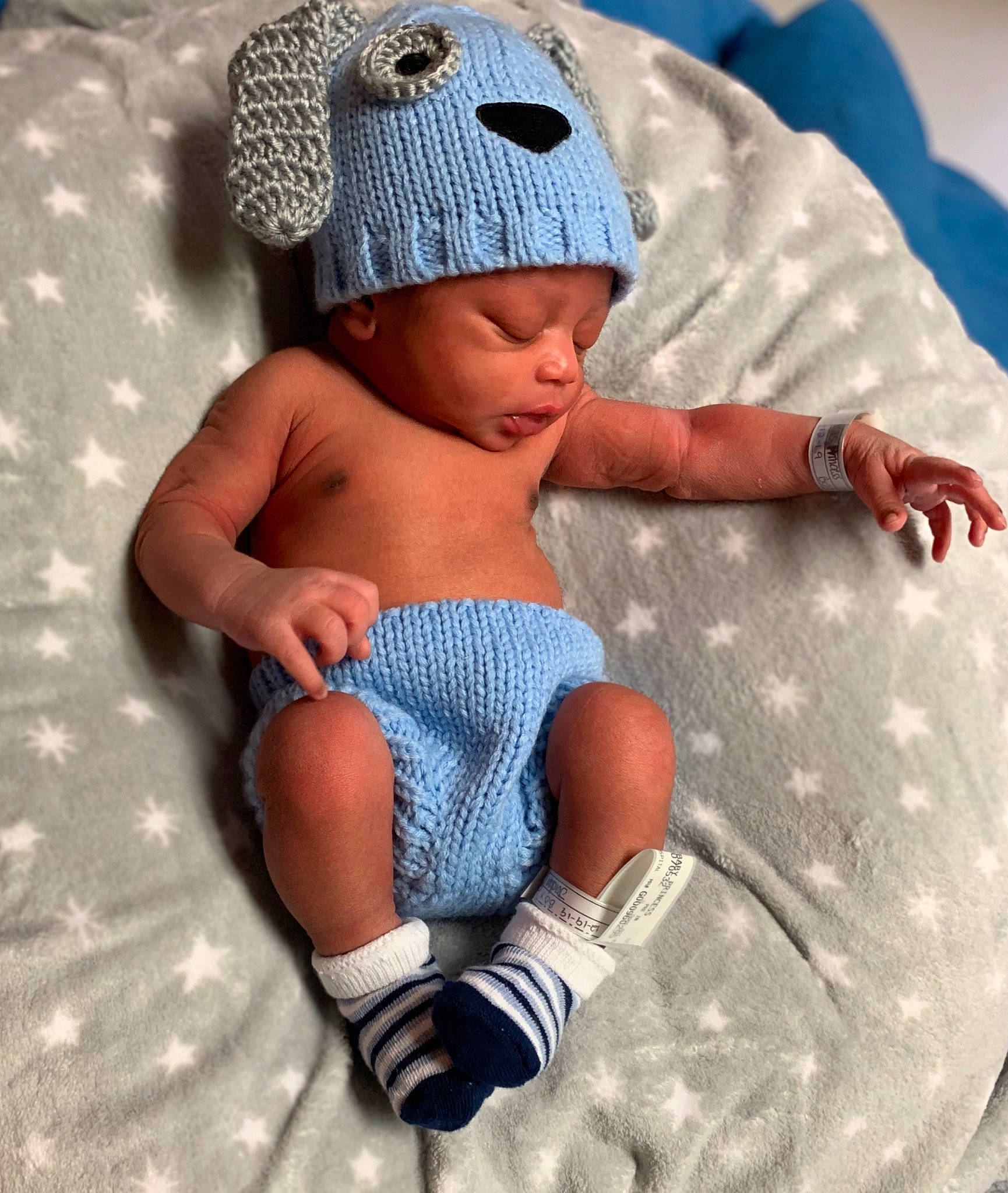 Javon is registered to the contest to win money with this photo: baby, baby_toddler_clothing, beanie, bonnet, cap, child, cool, crochet, headgear, headwear, knit_cap, person, toddler
