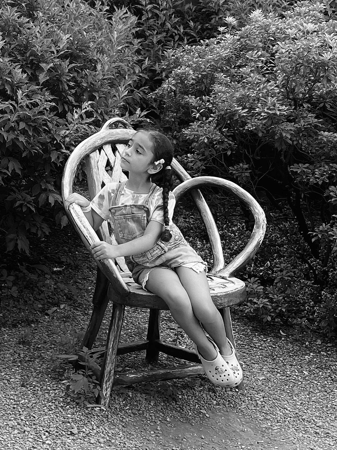 Valentina is registered to the contest to win money with this photo: black_and_white, chair, child, comfort, flash_photography, grass, human_leg, landscape, leg, leisure, monochrome, monochrome_photography, nature, people_in_nature, person, plant, recreation, sitting, style, tints_and_shades