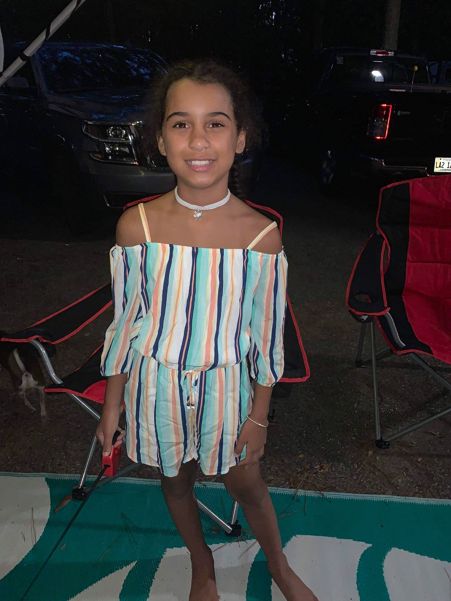 Niya is registered to the contest to win money with this photo: dress, fashion, fashion_design, joy, leg, person, shoulder