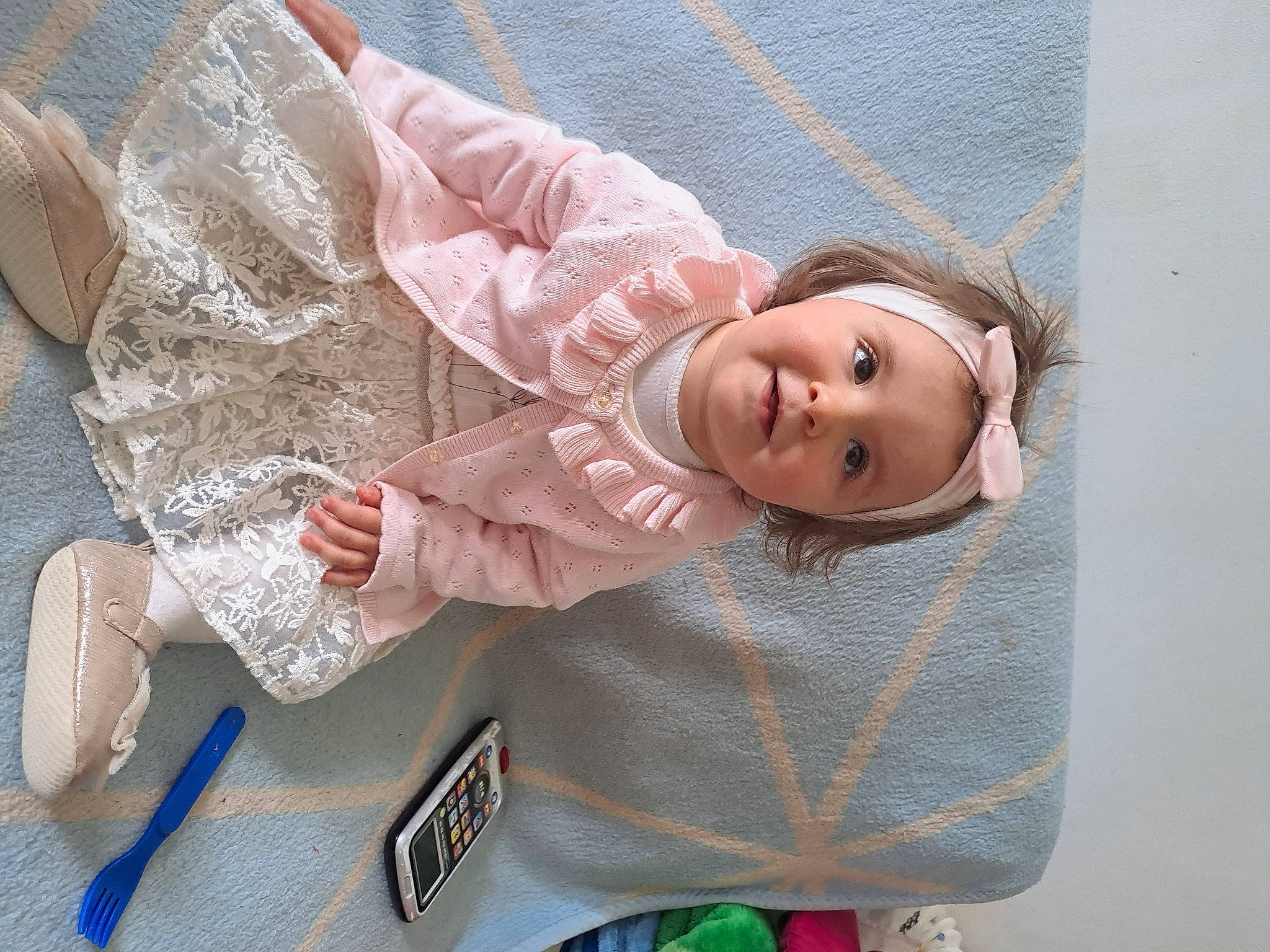 Luna a rejoint le concours — aidez-le/la à gagner de superbes lots ! baby, baby_products, baby_toddler_clothing, child, doll, eyelash, happy, headwear, linens, pattern, person, pink, smile, textile, toddler